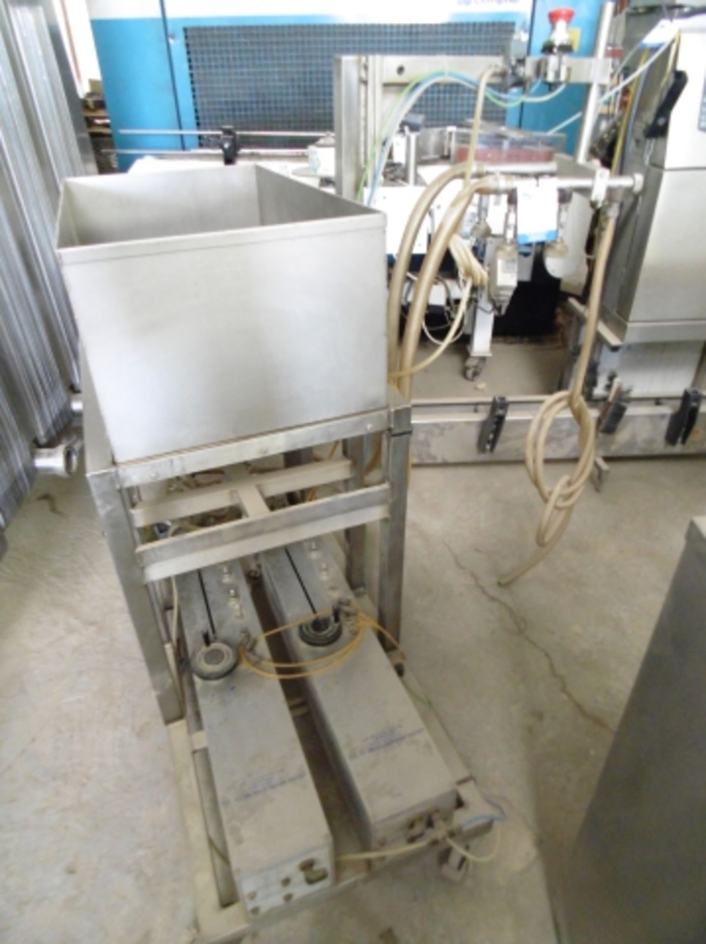 Adelphi Manufacturing Six-head Stainless Steel Filling Machine