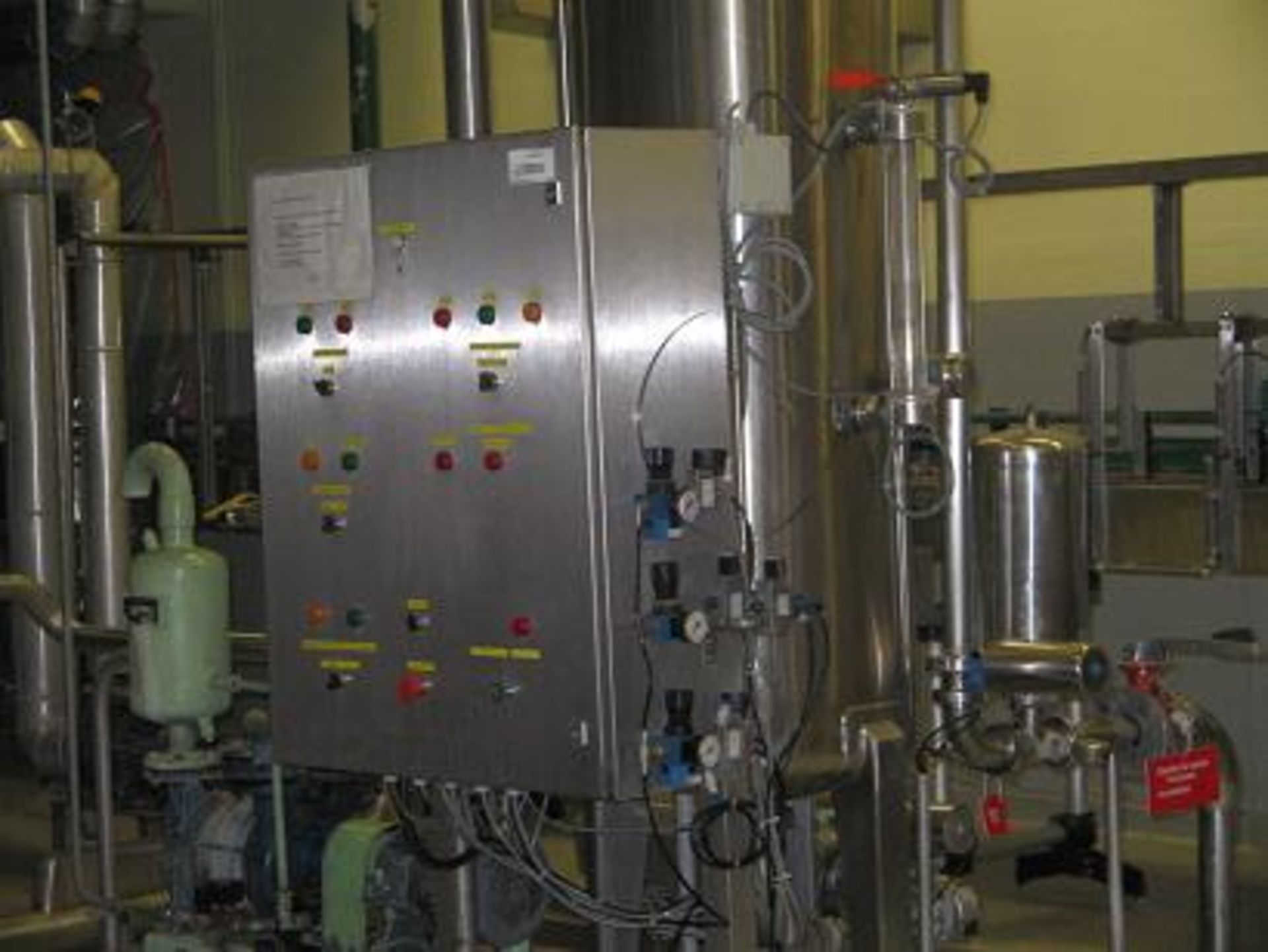 High capacity SOFT DRINK /Water bottling FILLING line suitable for beverage Industries (still produ - Image 6 of 16