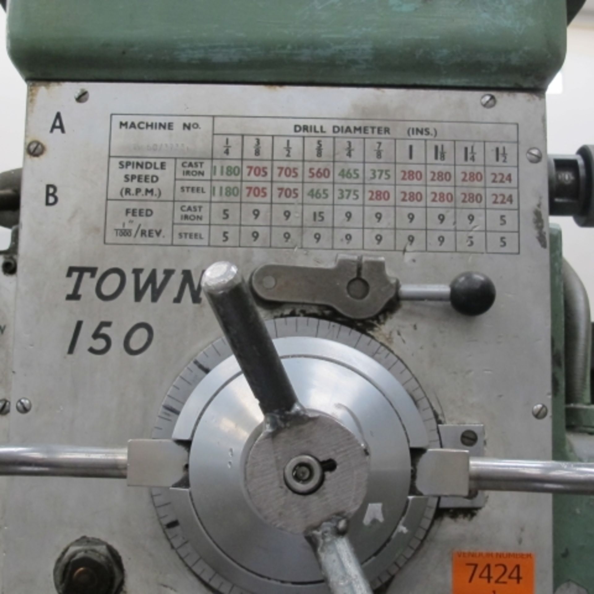 *Town 150 radial arm drill. Please note, there is a £5 plus vat handling fee on this lot. - Image 6 of 6