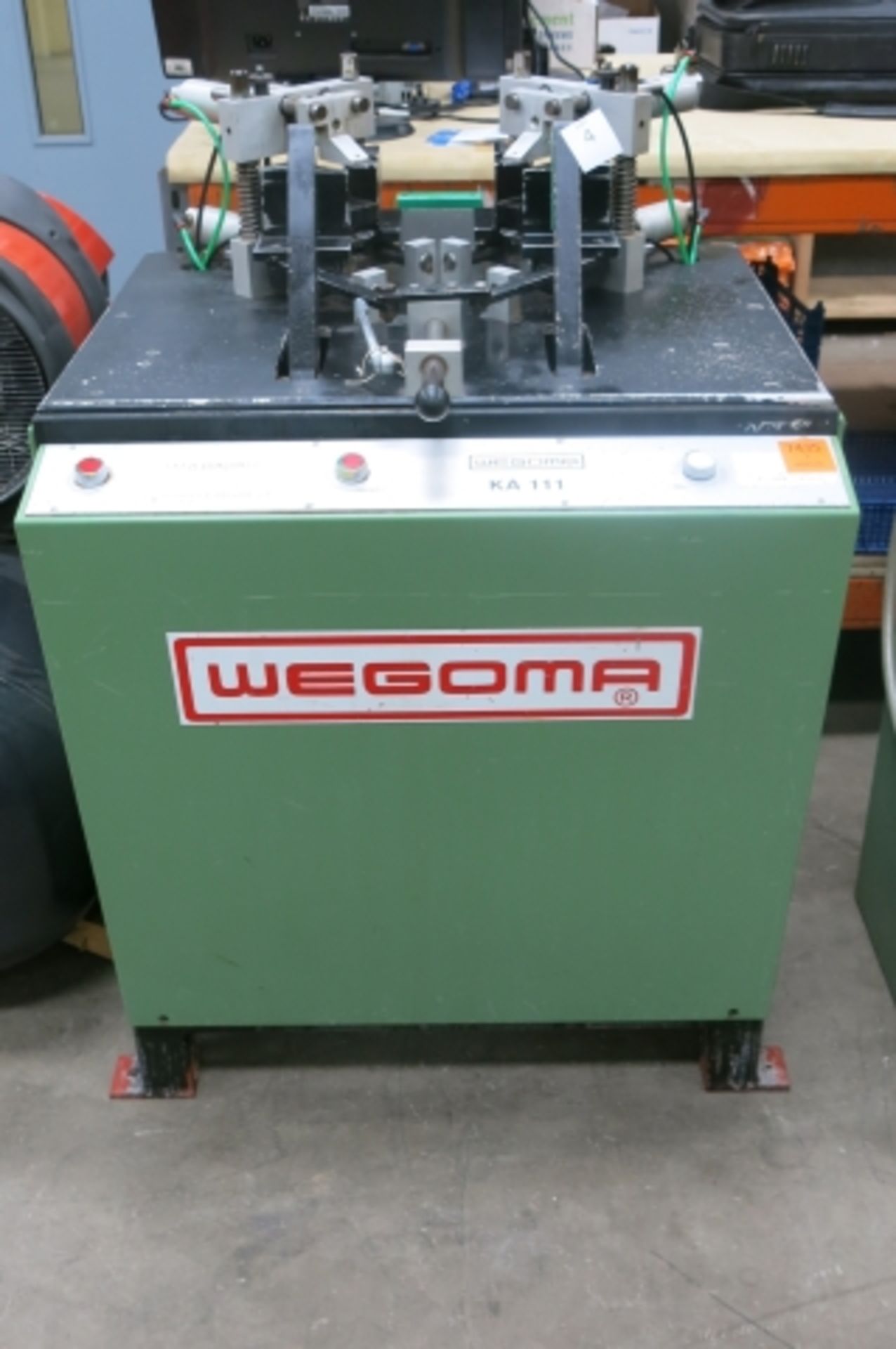 * Wegoma KAIII Grooving Machine