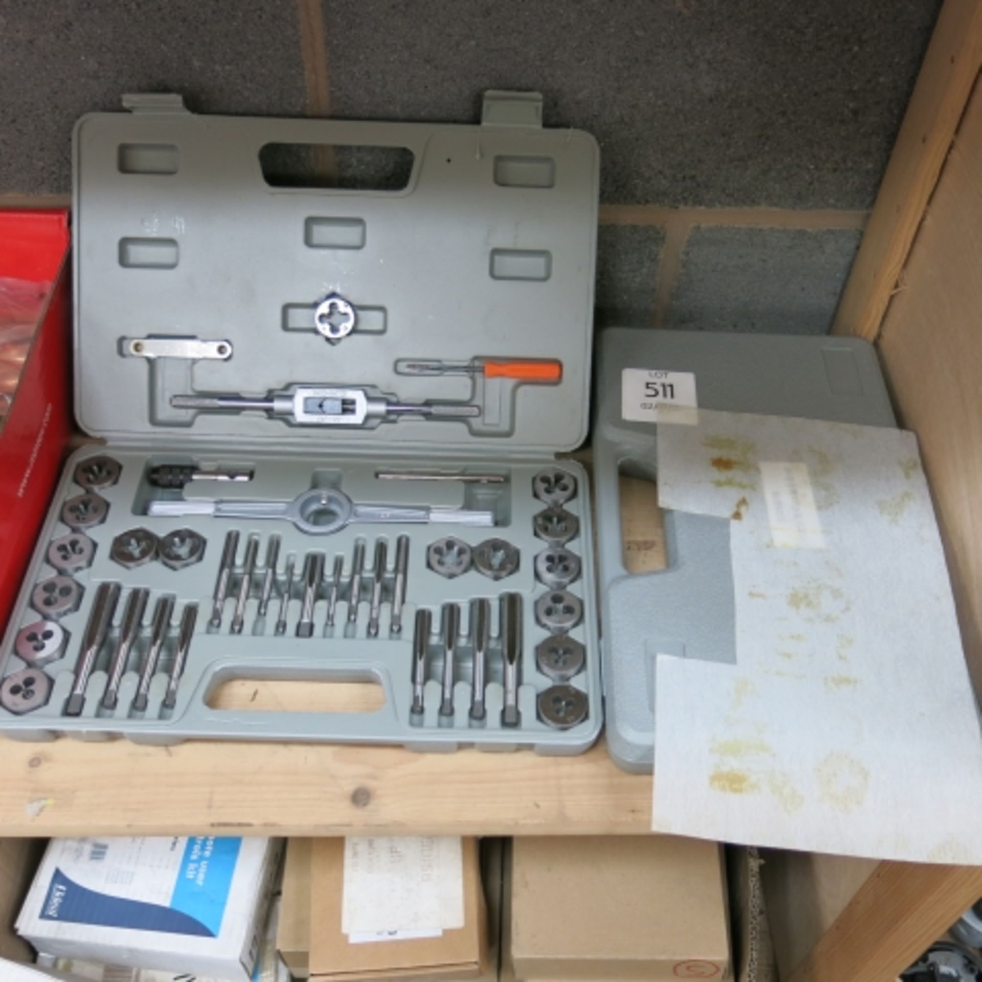 2 x Contractor tap and die sets