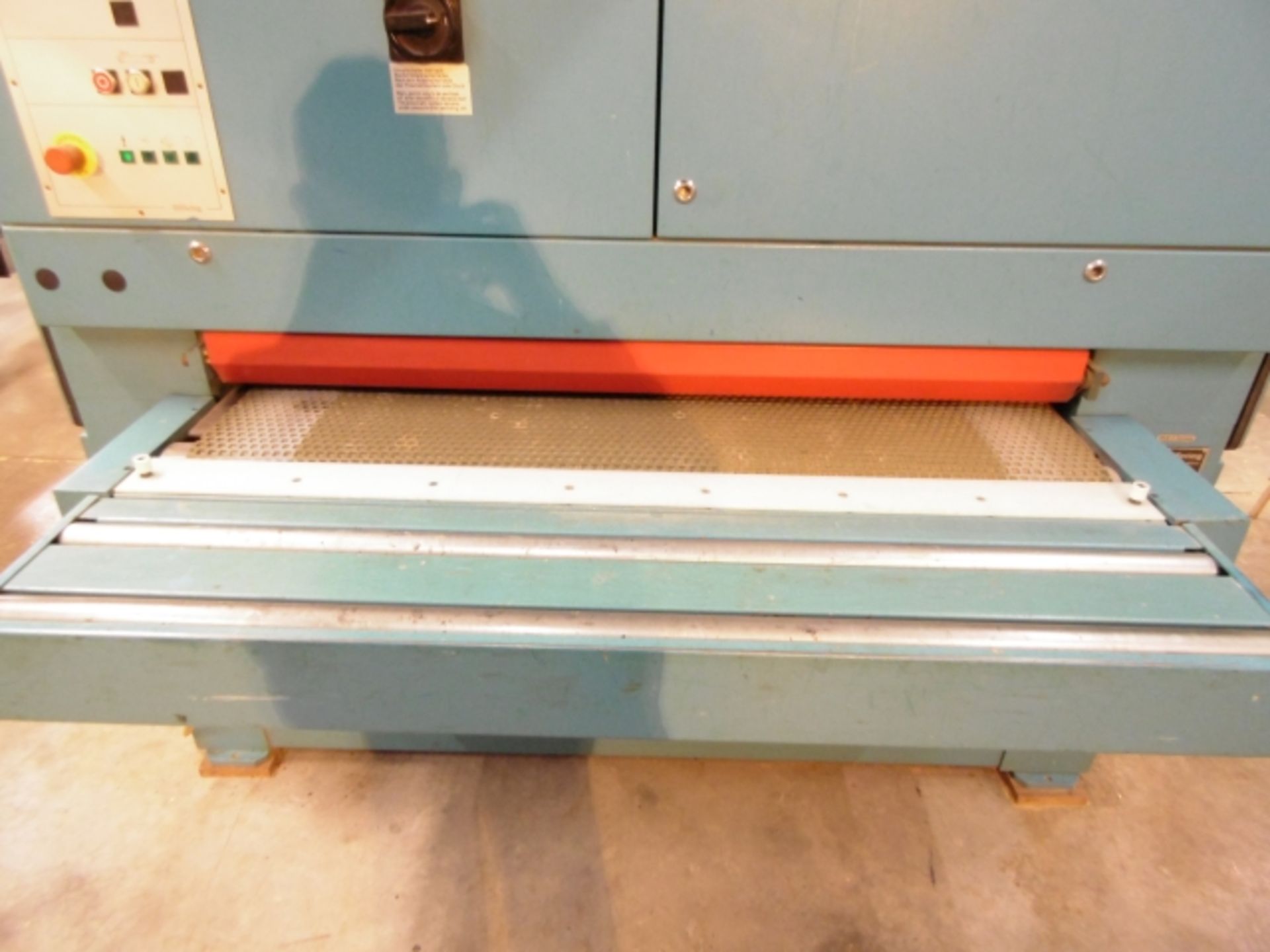 * 1998 Butfering type Eco Through Feed Wire Belt Sander; belt width 1340 mm; twin sanding belts; - Image 6 of 9