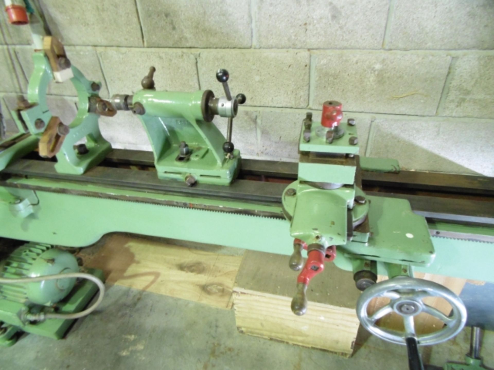 * Wadkin Type RS Gap Bed Wood Lathe; bed length 3400 mm; gap section 410 mm; 3 phase; c/w 2 x back - Image 5 of 9