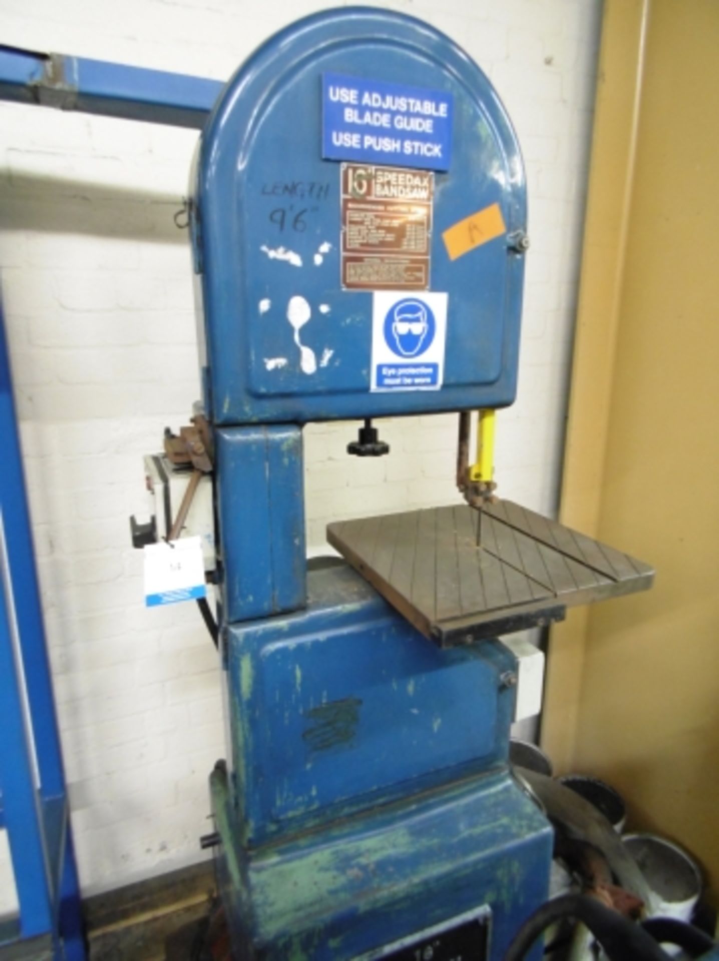 * Speedax 16'' Vertical Bandsaw; Throat Depth 14''; 3 Phase.  Please note there is a £10 plus VAT - Image 2 of 2
