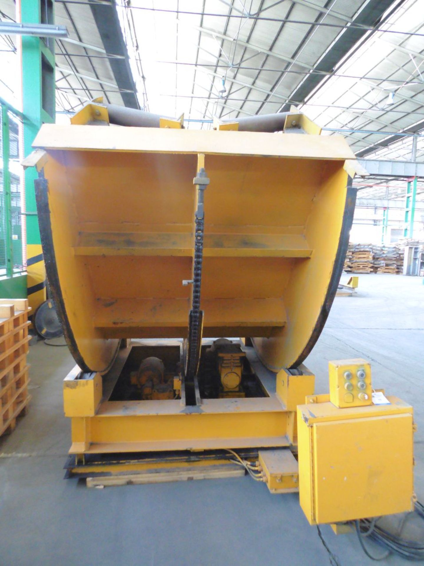 Coil Upender for Bushman Coils; Flat Bed 2000 x 1650mm; Angled Bed 1600 x 1000mm; 3 Phase - 400V - Image 7 of 7