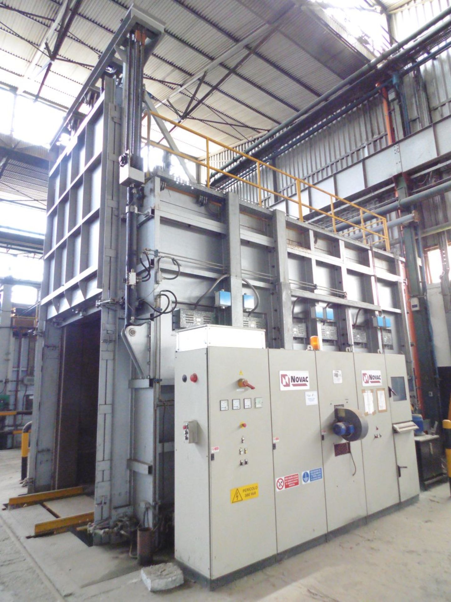 2004 Novak 20 Tonnes Electric Coil Annealing Furnace; Model PN-30-350D-L-ETV3-E-000; with 12 x Reart - Image 3 of 11