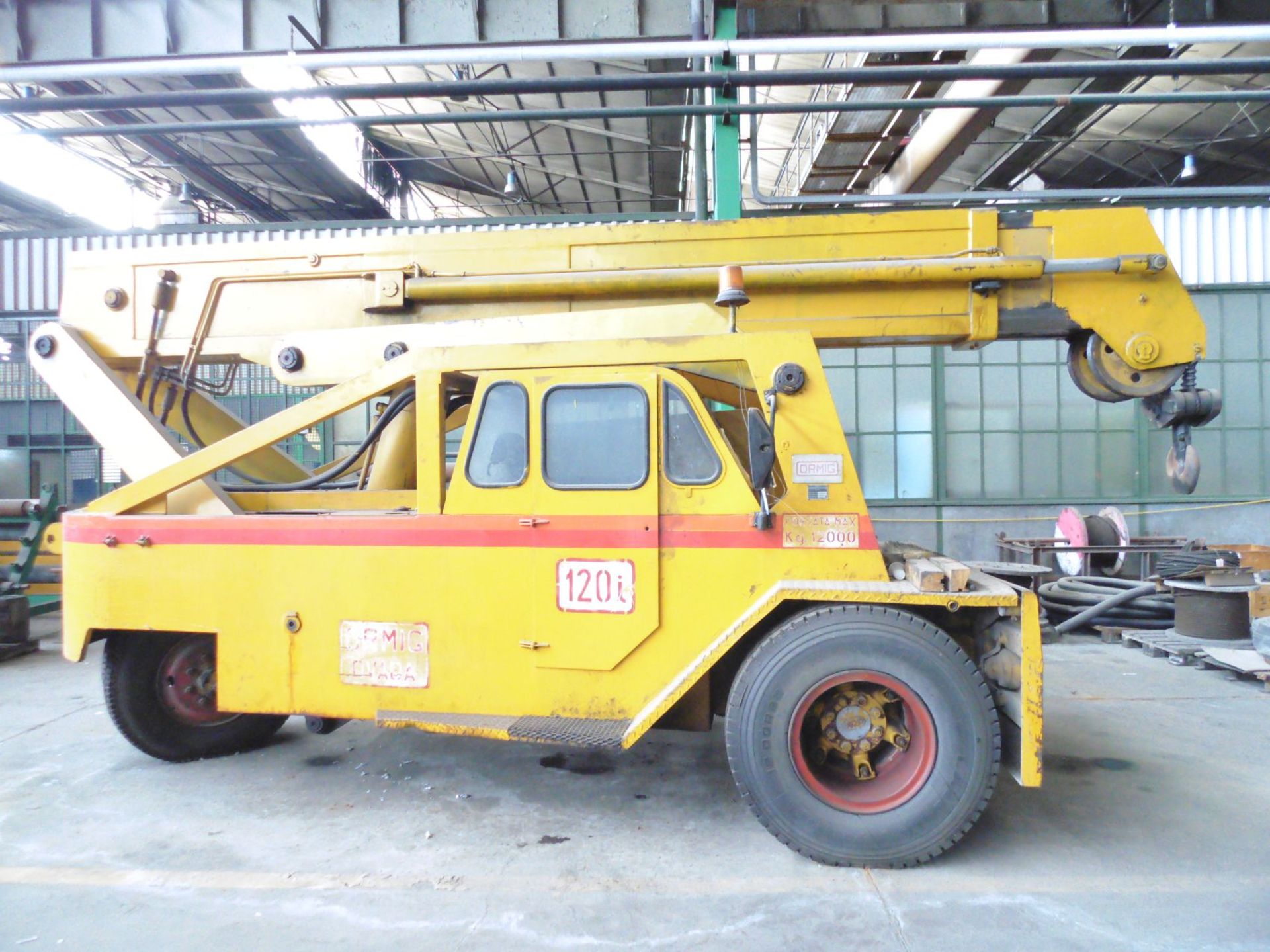 Ormig/Autogru 120i 12 Tonne Mobile Crane; max capacity 12000KG; max extension past vehicle front