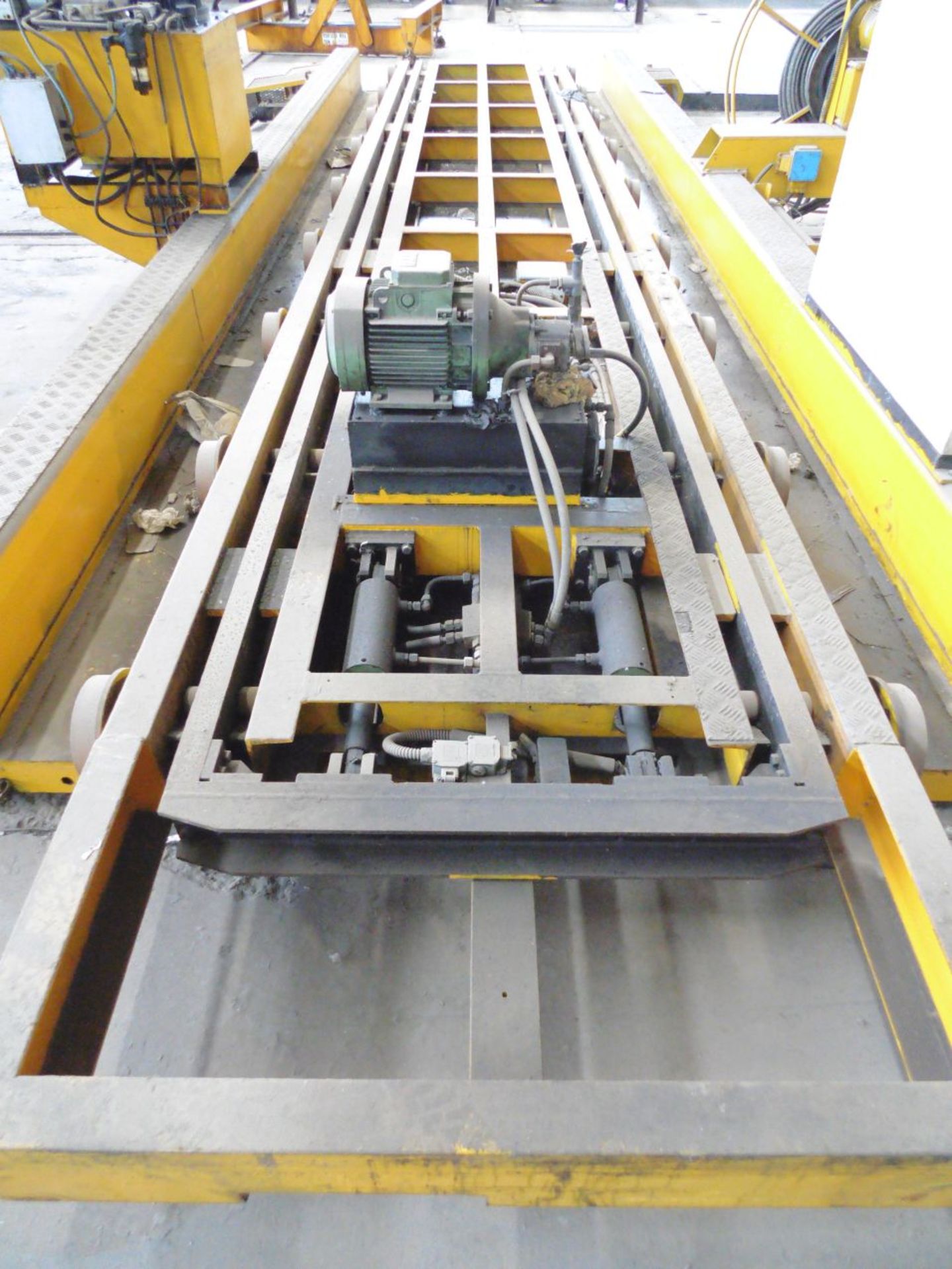 Rail Mounted Furnace Loading Car/Manipulator; used for loading Annealing Furnaces; width 2000mm, - Image 5 of 7