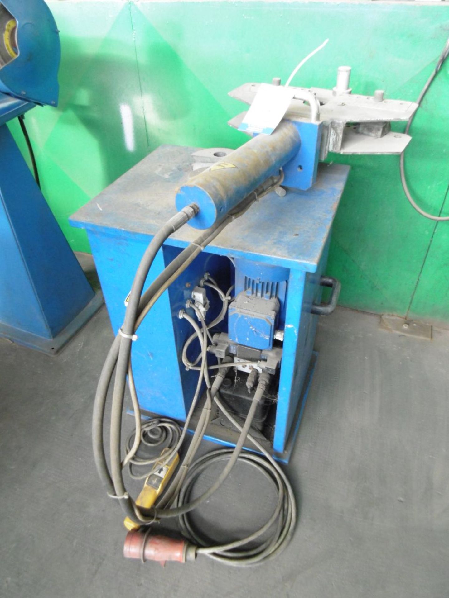 Stand Mounted O and P Model CT042 Pipe Bender with Pendant Control; 3 Phase - 380V - Image 3 of 3