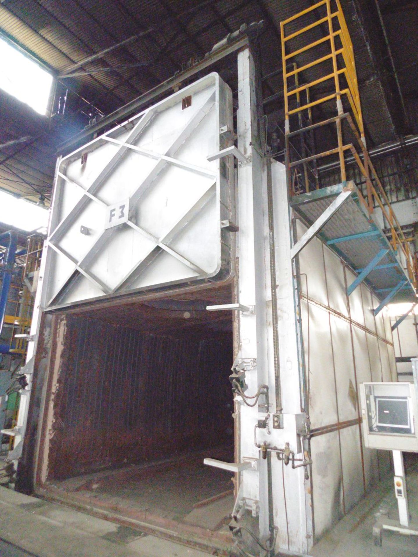 Tecmo-Hunter 56 Ton Heat Treatment Furnace with LPG Burners; internal dimensions 4100mm (W) x 7450mm - Image 6 of 6