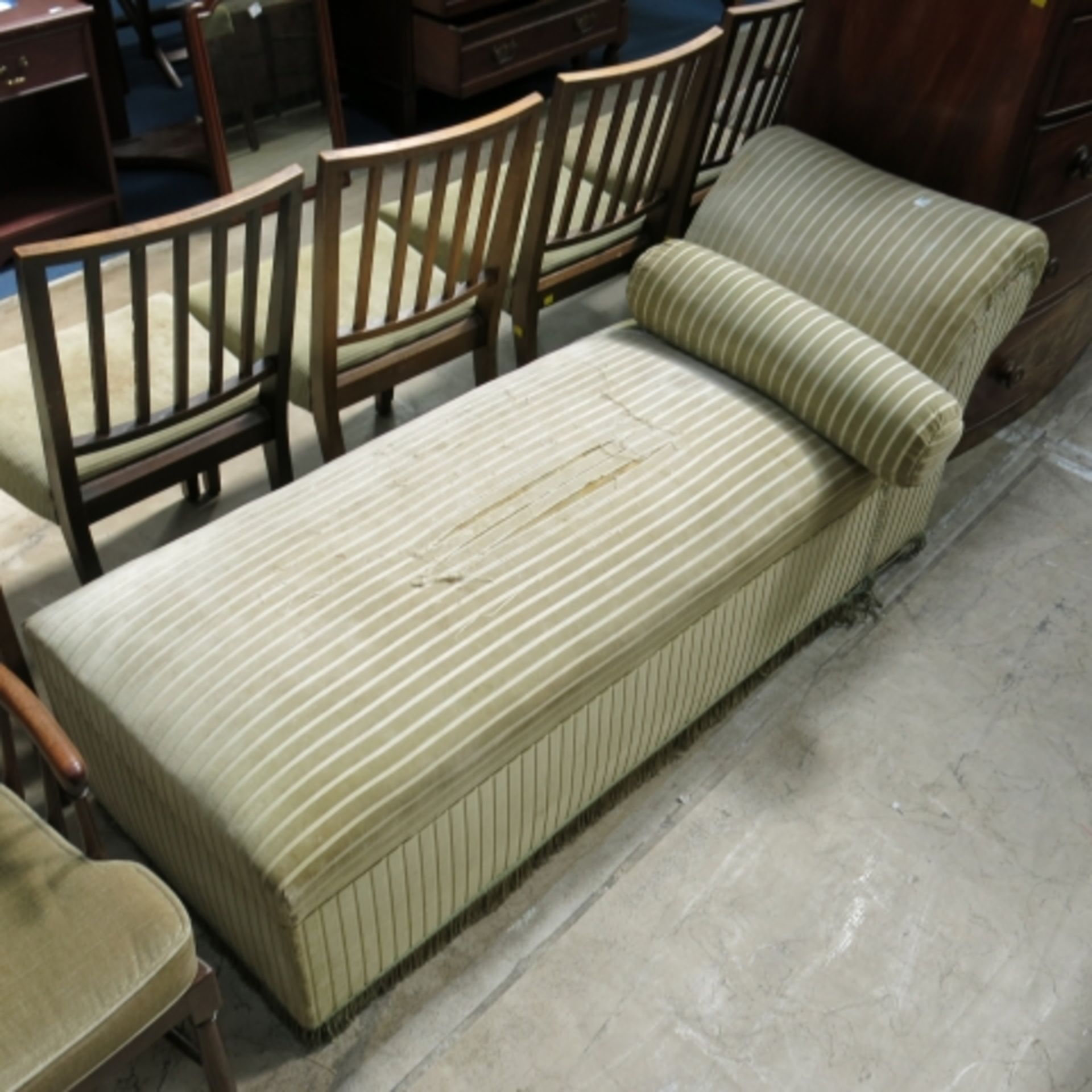 An early 20th century button back Chesterfield type sofa together with a large Ottoman cum day - Image 3 of 3
