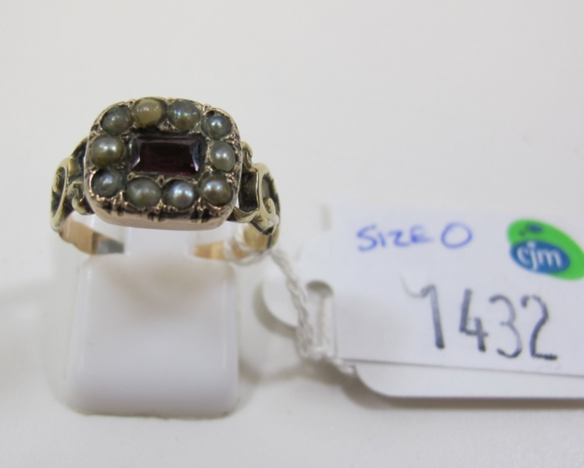 A Georgian Pearl and Pink Stone Set Ring (c. 1800) (est £40-£60)