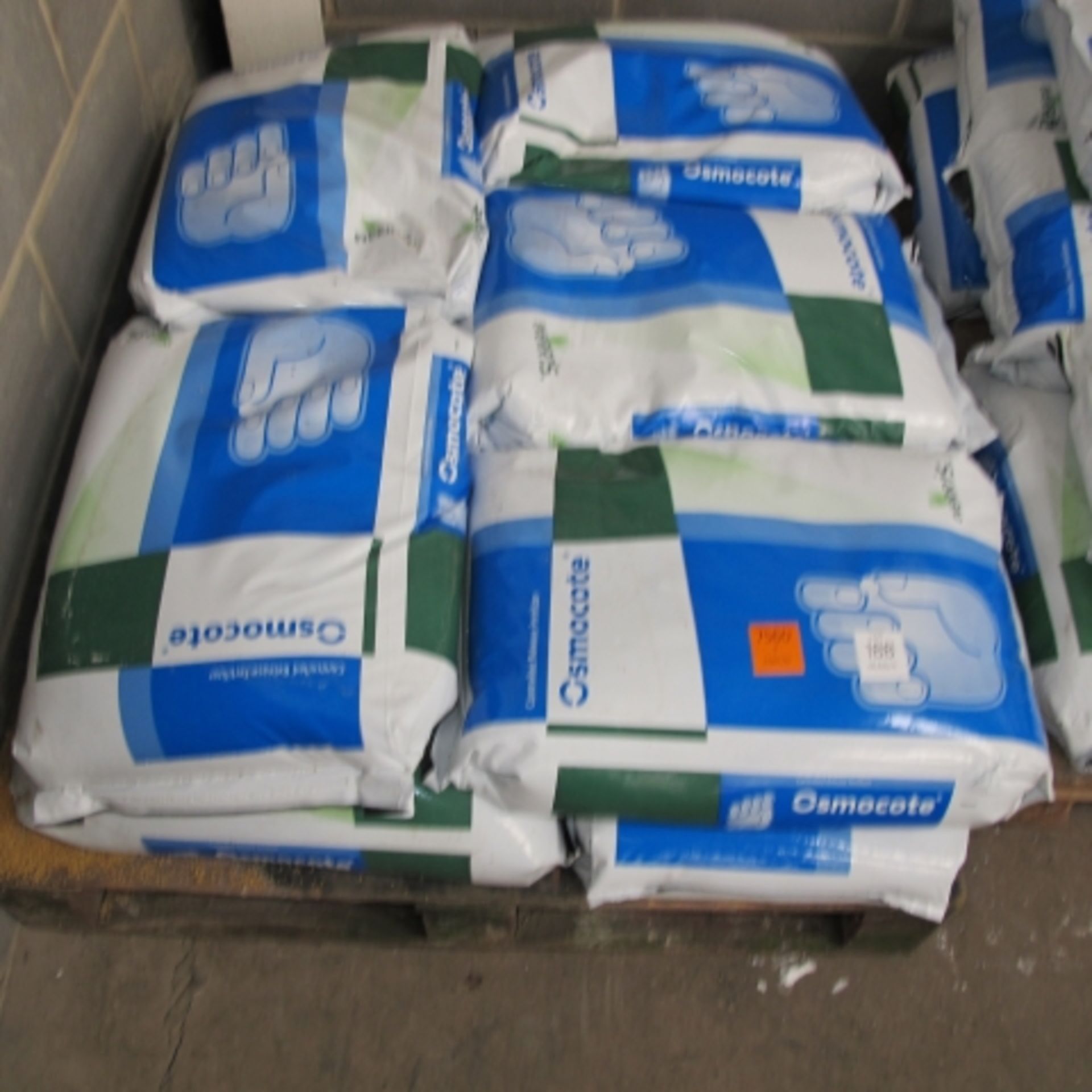 10 x Bags of Osmacote Fertilizer. Please note, there is a £5 plus vat handling fee on this lot.