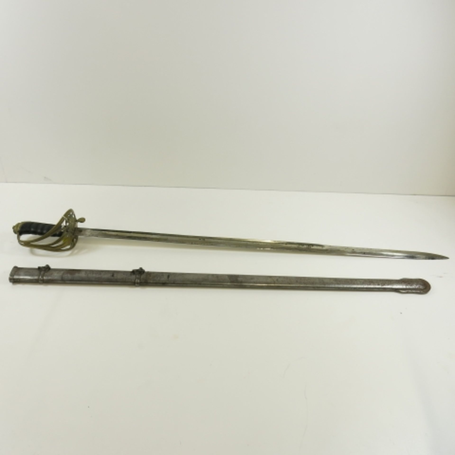 A VR Infantry Sword with chased blade, the 1892 (?) pattern British Victorian Infantry sword with ' - Image 2 of 4