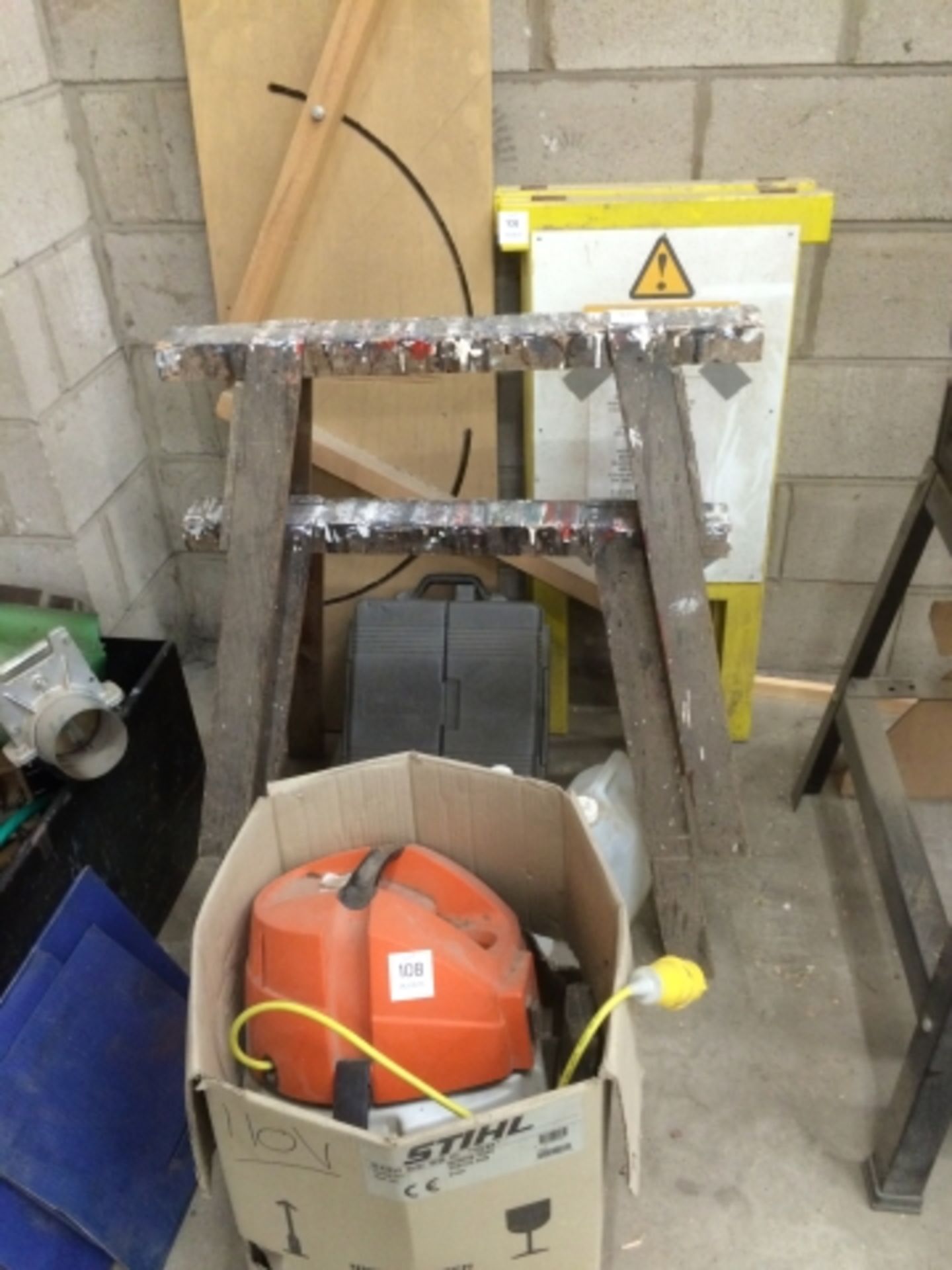 * Stihl SE60 Dust Extractor, Mitring Jig, Sign Boards, Trestles etc. This lot is located at the