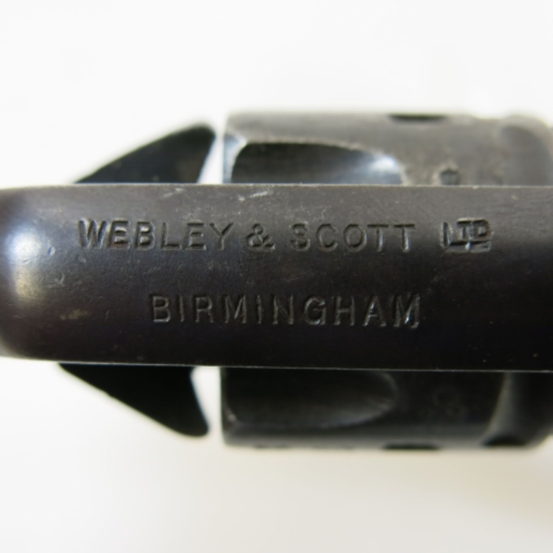 A Webley Mark IV Service Revolver With Working Action And Deactivation Certificate. No License - Image 4 of 5