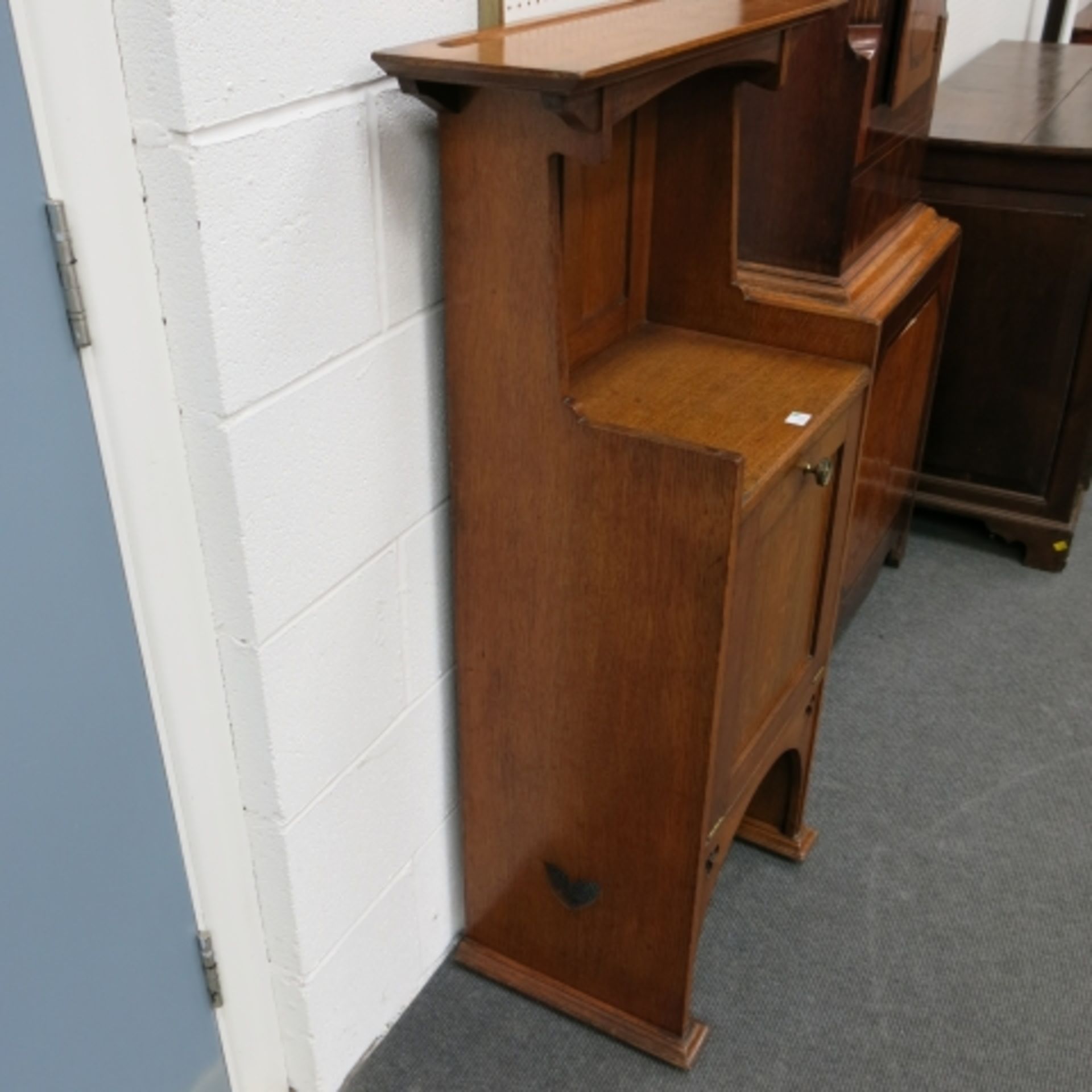 An Arts & Crafts oak narrow side cabinet with hinged single door. 63cm. (est. £40-£80) - Image 2 of 6