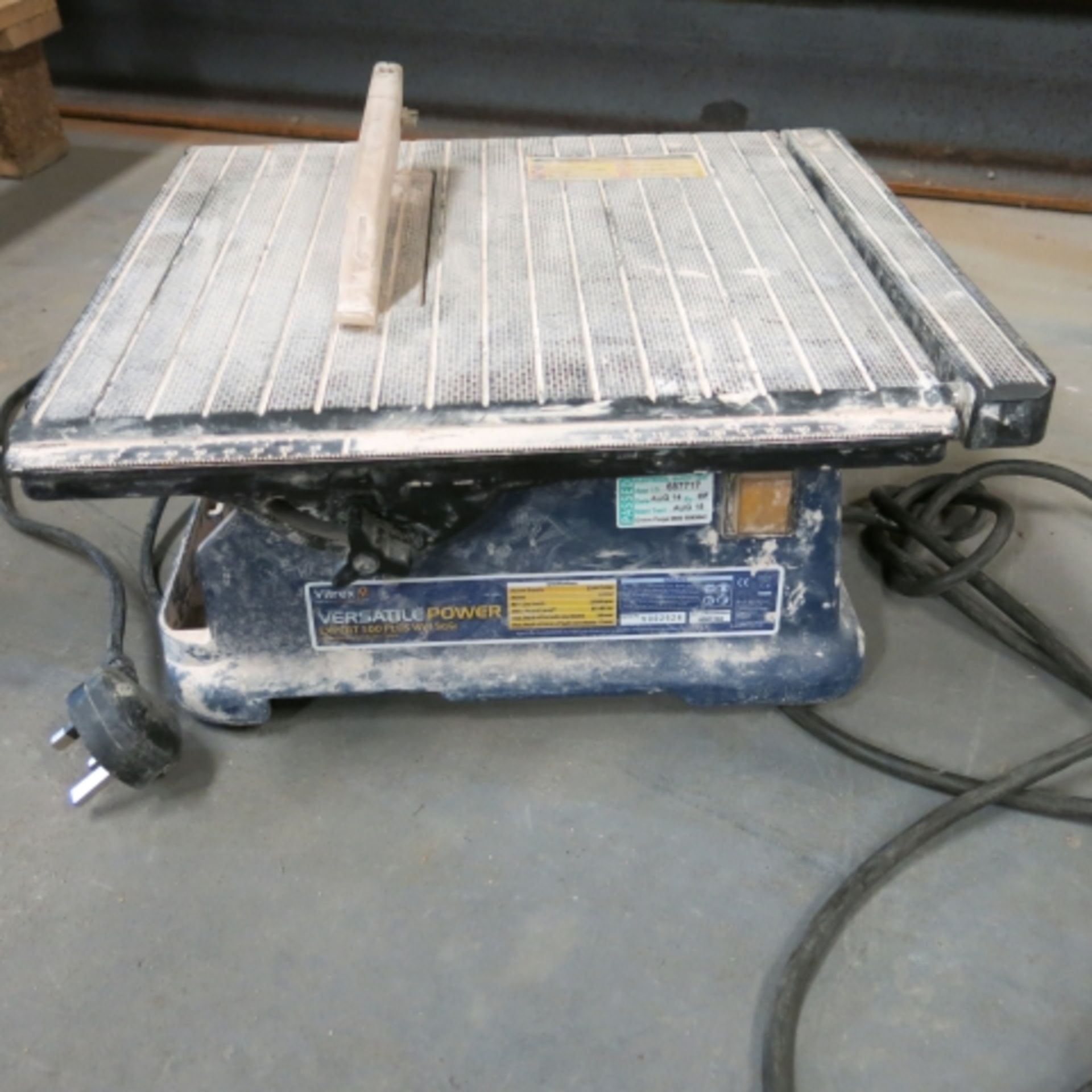 * De Walt 250V D21580GB Core Drill and a Versatile Expert 240V Tile Cutter - Image 3 of 3