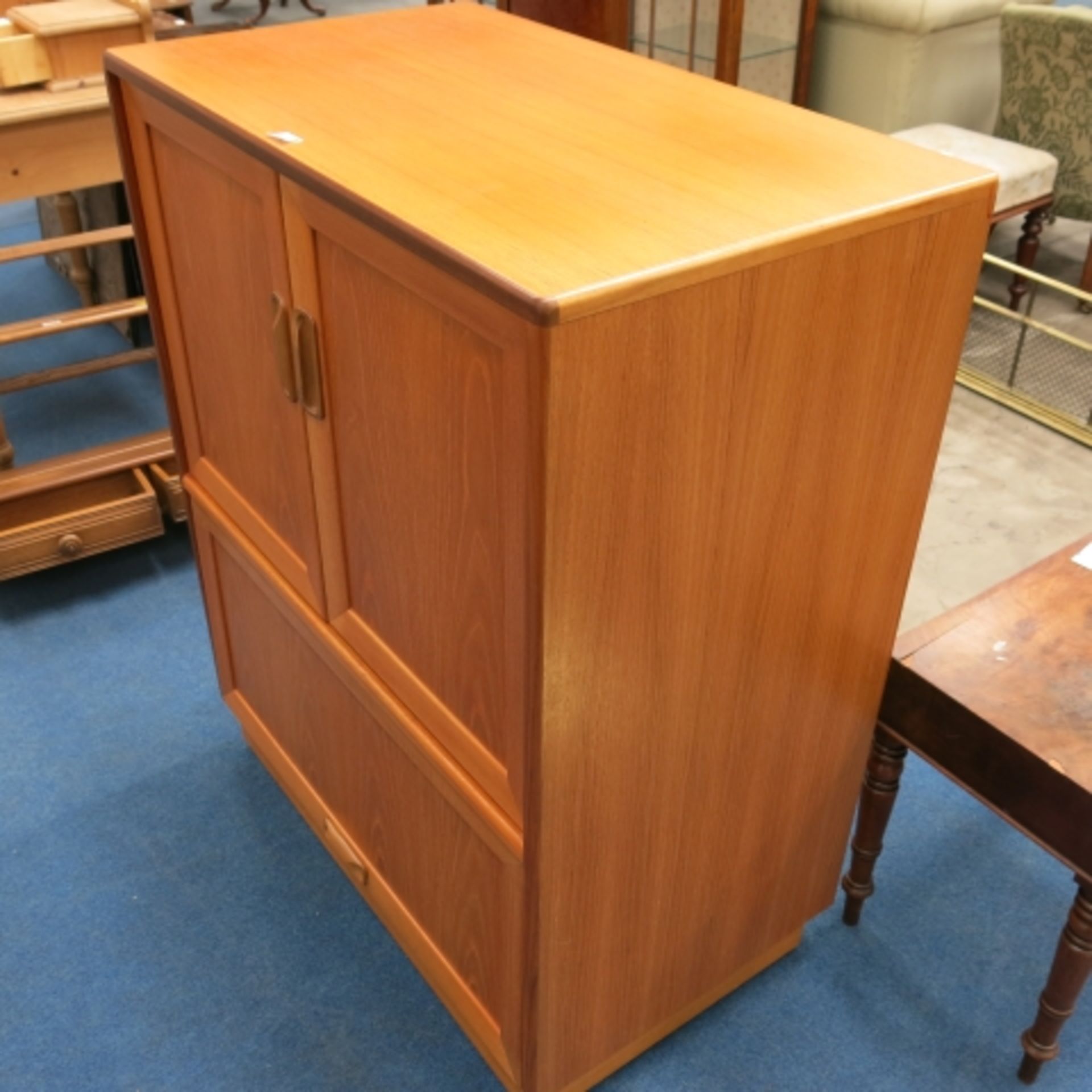 A stripped pine part dressing table, an Ercol style elm wall rack and a teak tv cabinet (3) (est. £ - Image 5 of 7