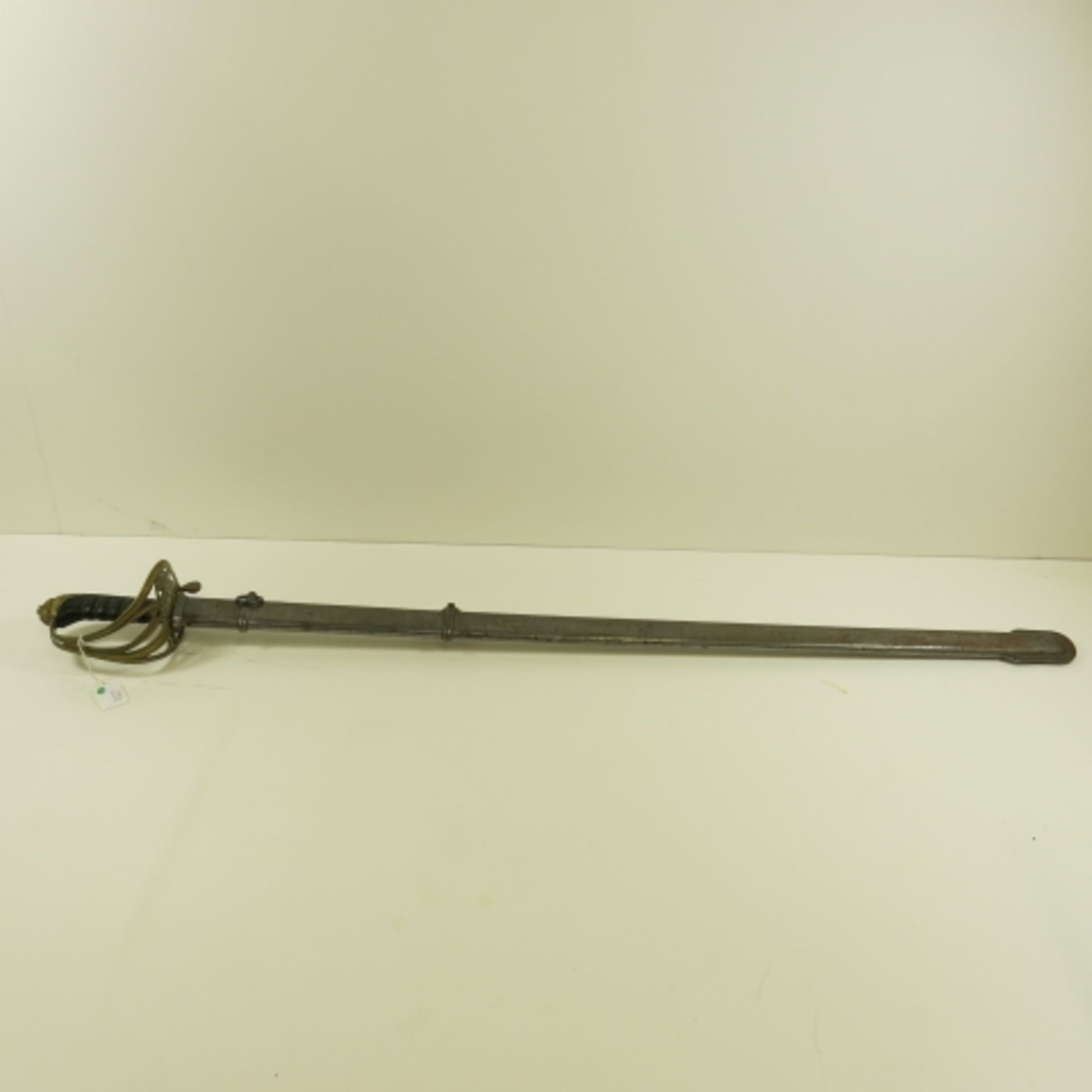 A VR Infantry Sword with plain blade. The 1892 (?) pattern British Victorian Infantry sword with '