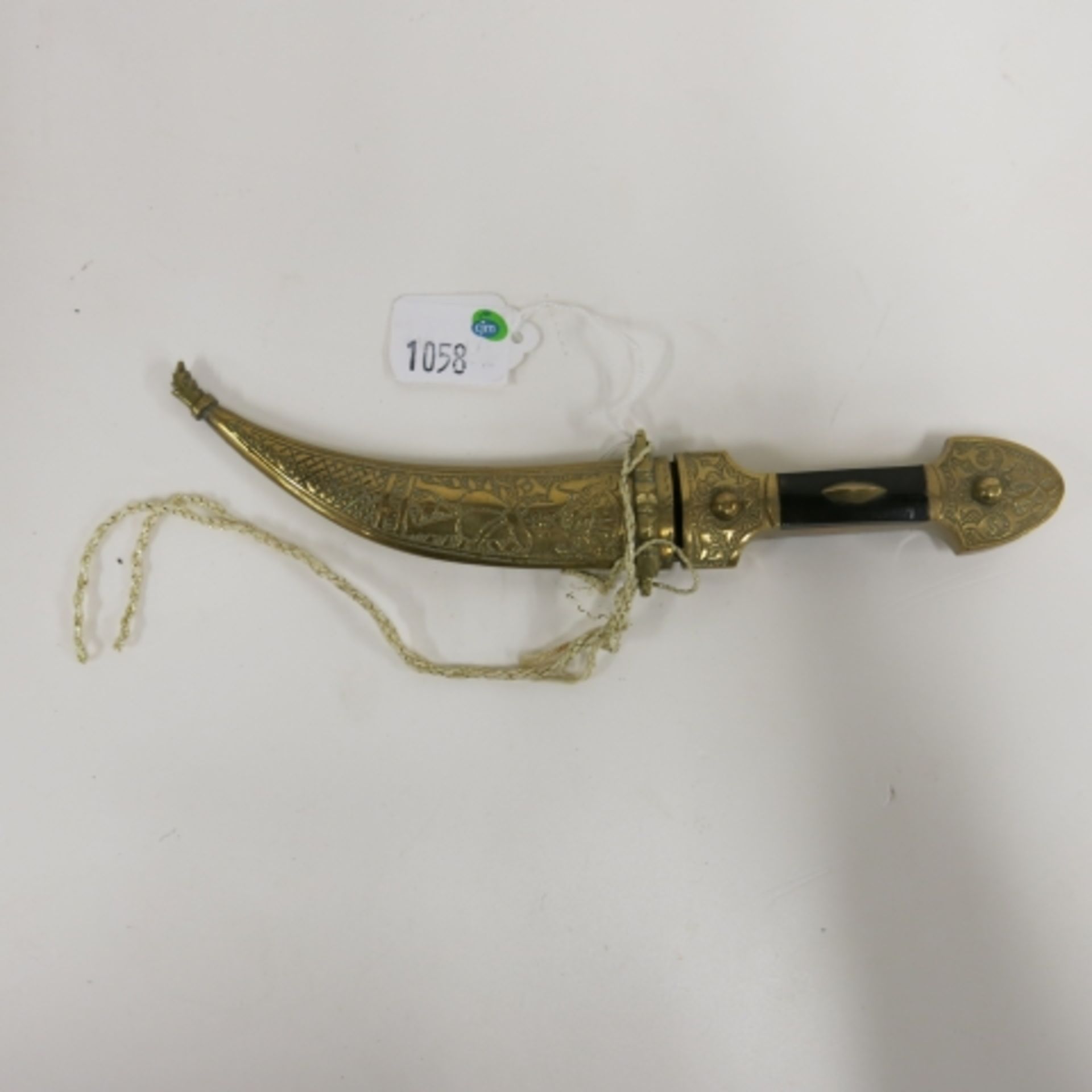 Middle Eastern style curved blade dagger knife with metal sheath together with another similar - Image 6 of 9