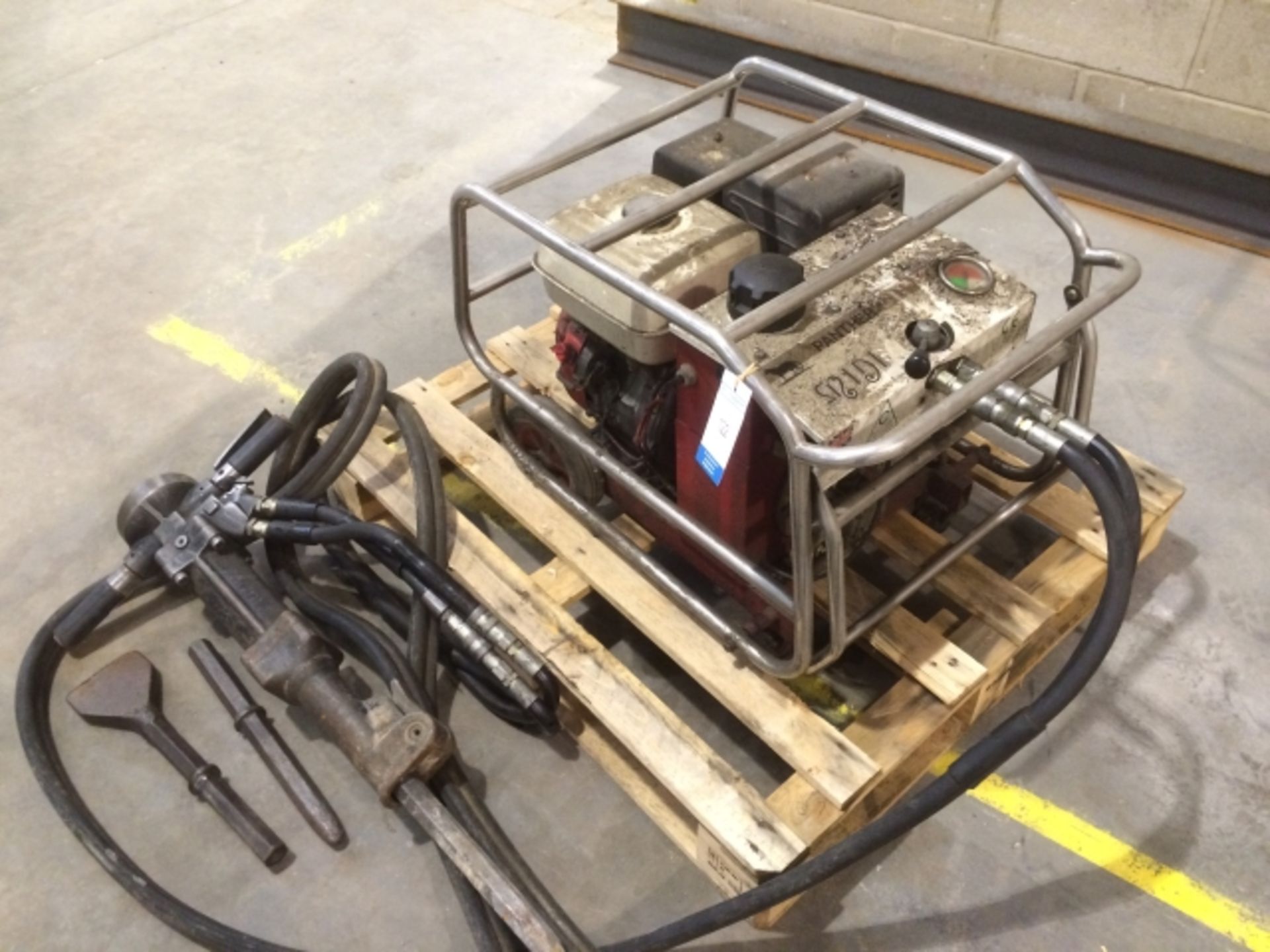 * Panther Midi Hydraulic Power Pack and a Breaker. This lot is located at the former North - Image 2 of 4
