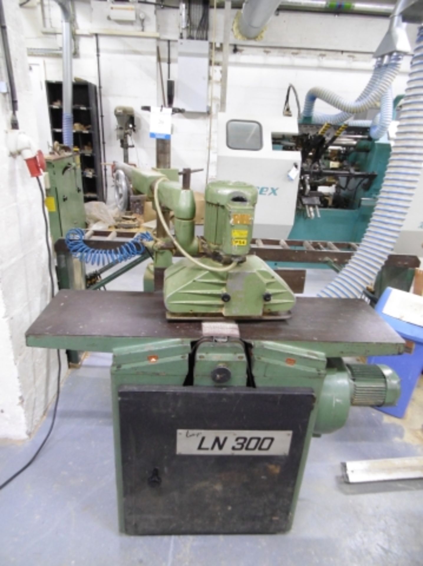 * Europa LN300 Bottom Belt Sander with Samco Power Feed. 300mm wide belt and 1230mm table length.