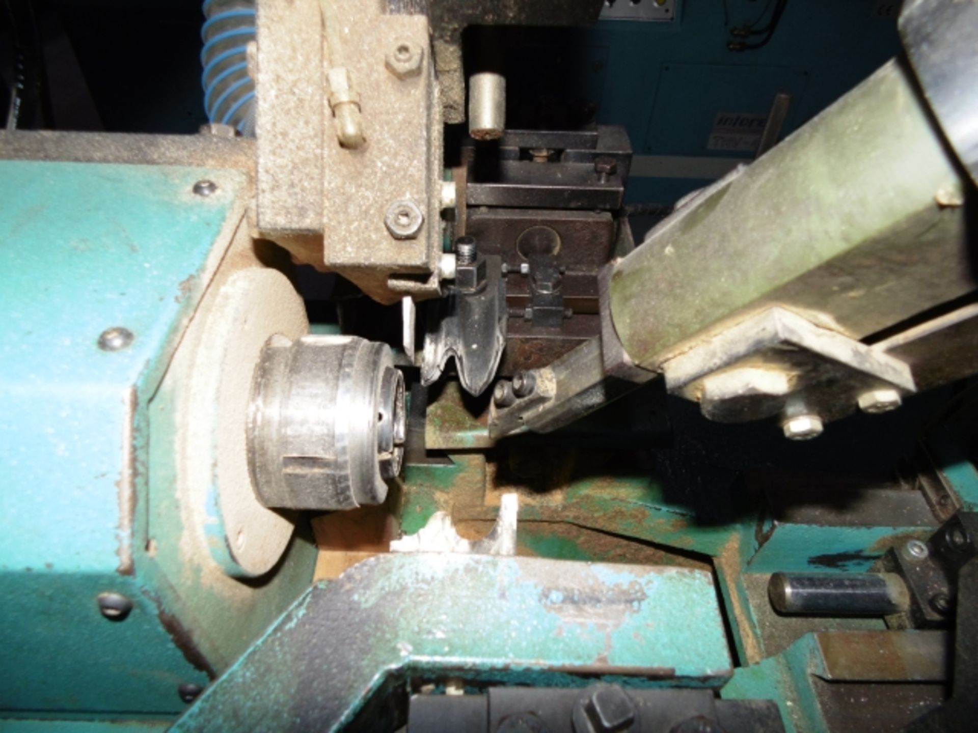 * 1997 Intorex TRV-45 Automatic Wood Turning Lathe. Serial No 201278. 2 knives, frontal tool and a - Image 4 of 11