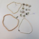 This is a Timed Online Auction on Bidspotter.co.uk, Click here to bid.  A Selection of Jewellery