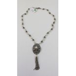 This is a Timed Online Auction on Bidspotter.co.uk, Click here to bid.  A Cultured Pearl Set White