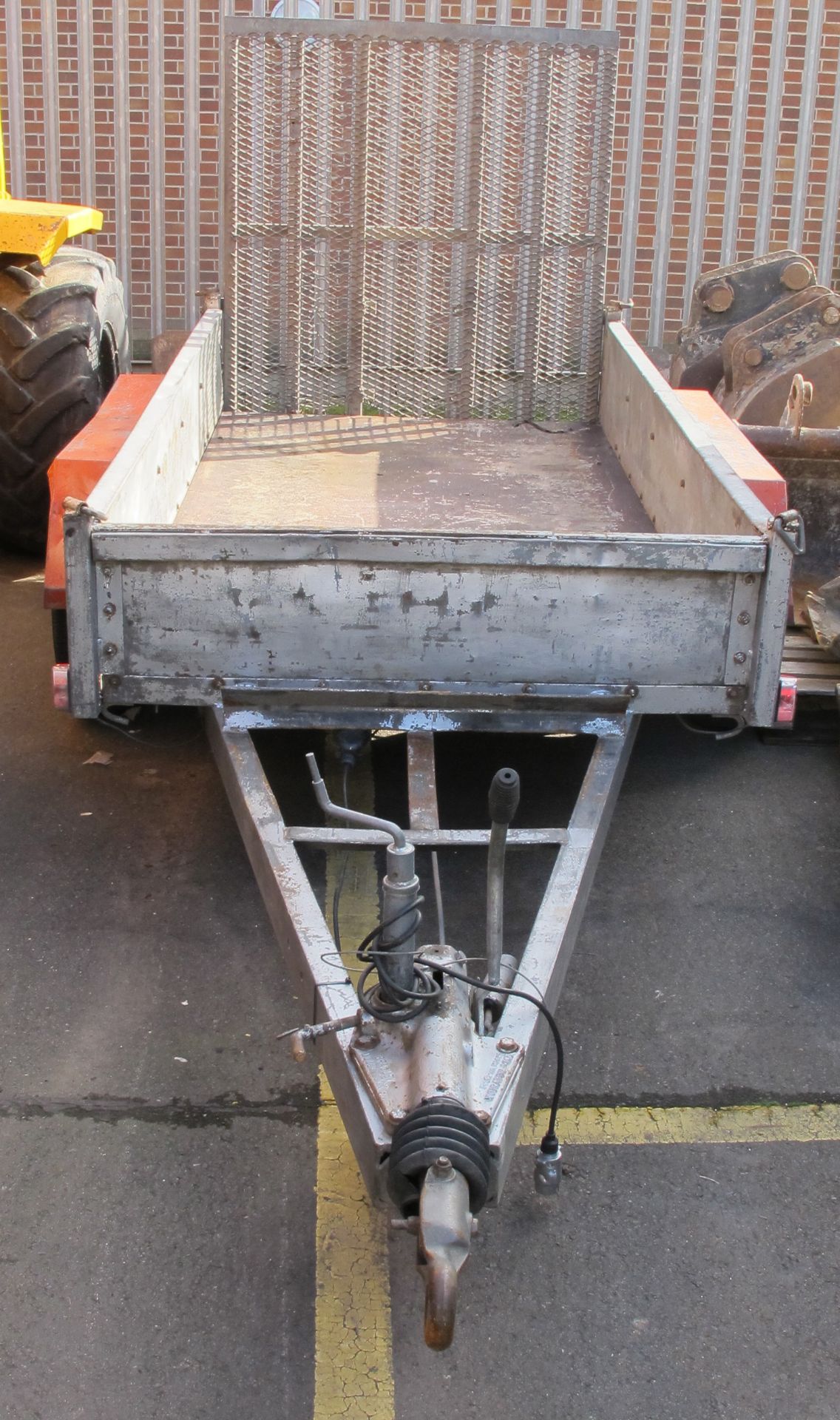 * Twin Axle Plant Trailer with Tail Ramp; Wooden Floor (no plate): Bed Size 8'3'' x 4'1''; Ramp Size