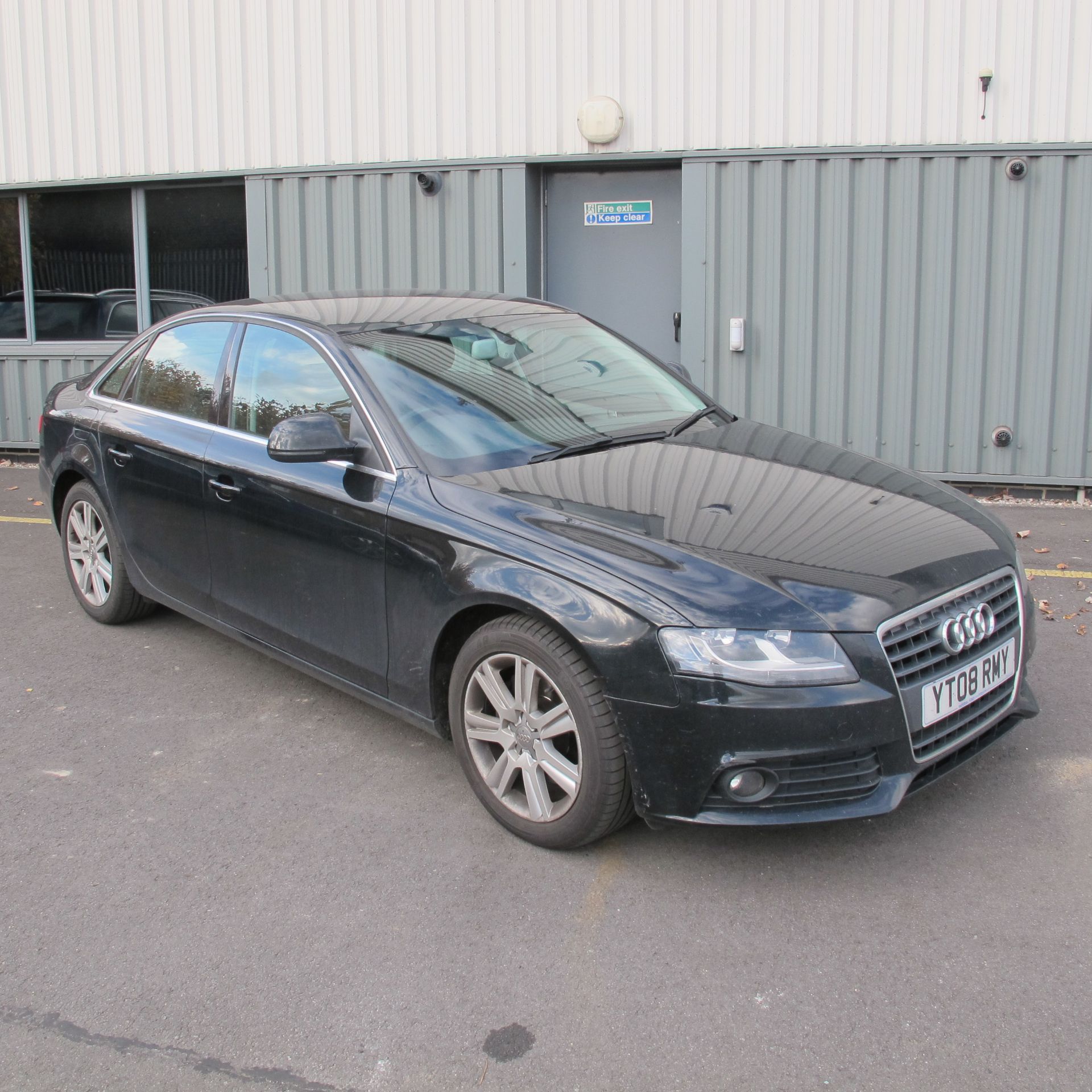 (08) Audi A4 SE TDI 6 Speed Four Door Saloon; 2.0 Diesel Engine; Registration No YT08 RMY:  Black; - Image 2 of 9