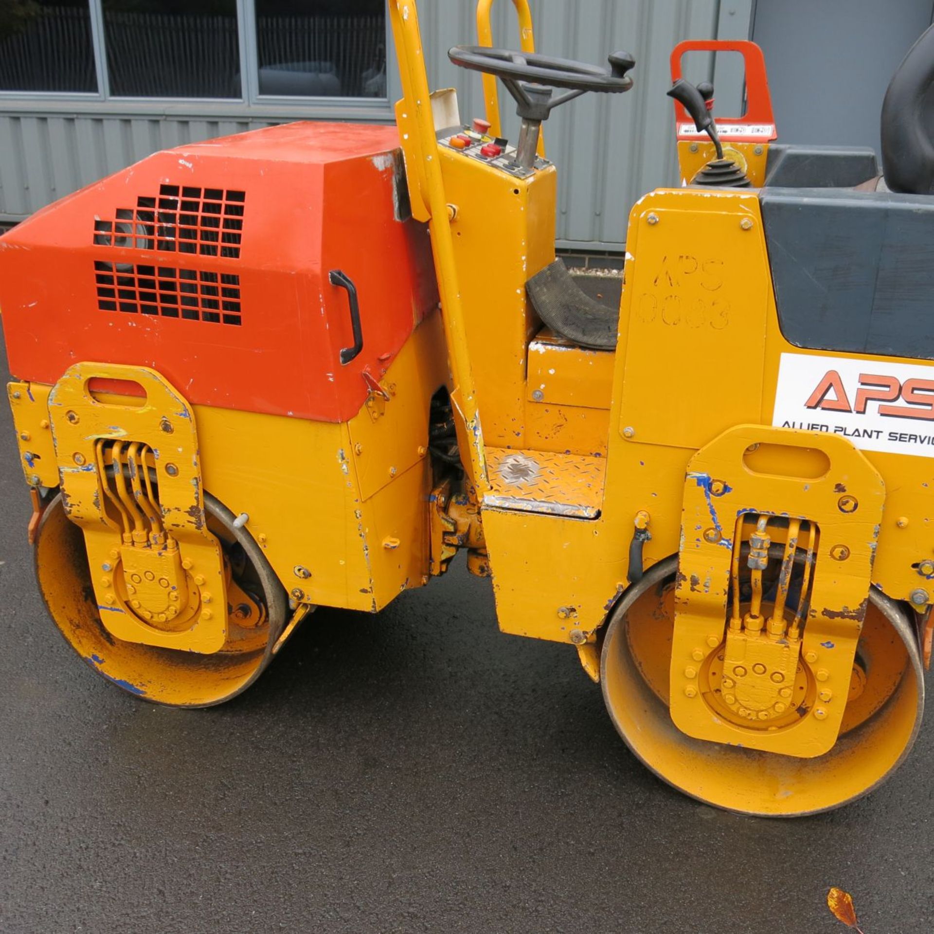 * Bomag BW80 40-2 Roller.  YOM 2001.  Kubota 3 Cylinder Diesel Engine.  Roller width - 80cm/2' 8''. - Image 7 of 11