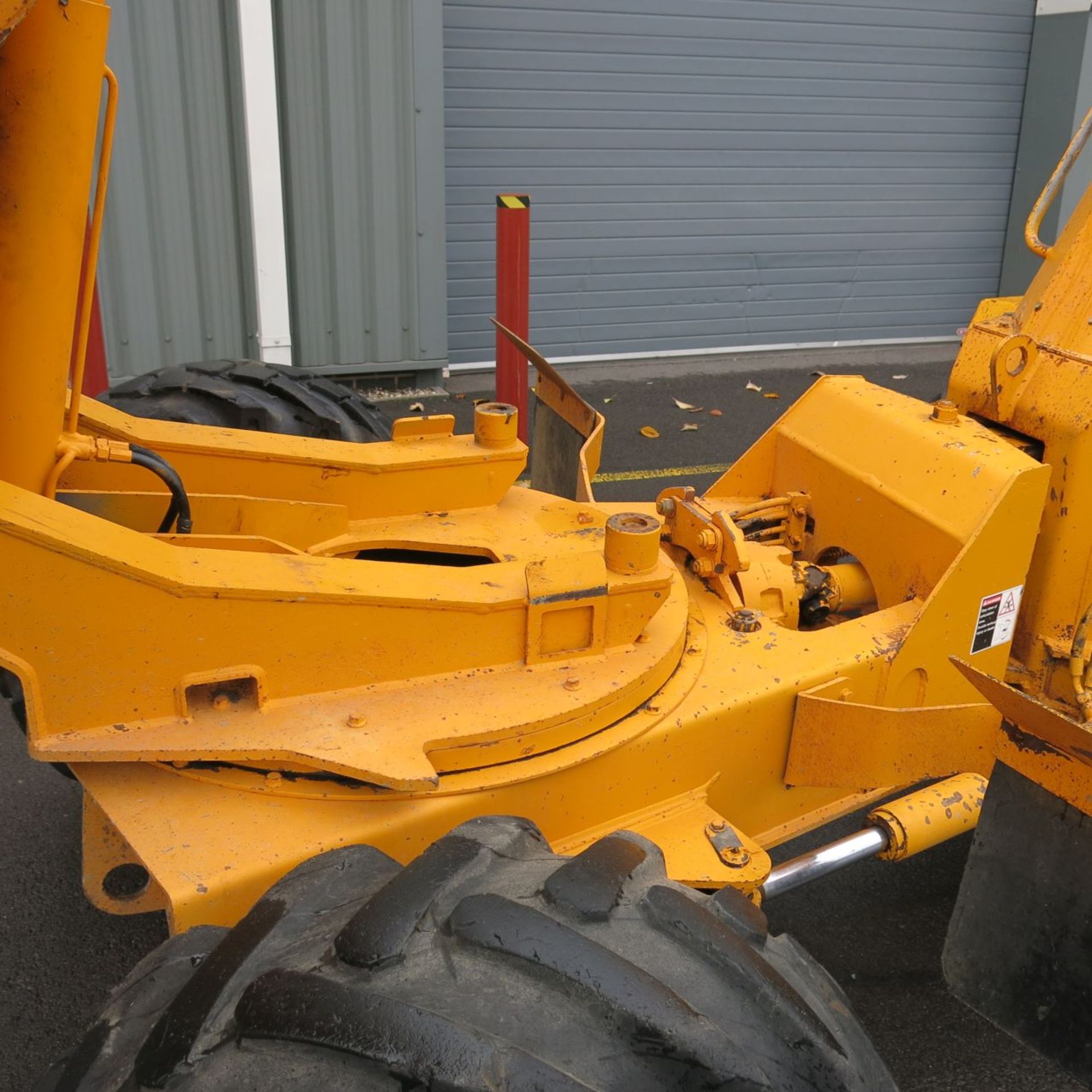 * Thwaites 6 Tonne 4WD Articulated Dumper, Front Tip.  YOM 2001.  Perkins 4 Cylinder Diesel Engine. - Image 11 of 14