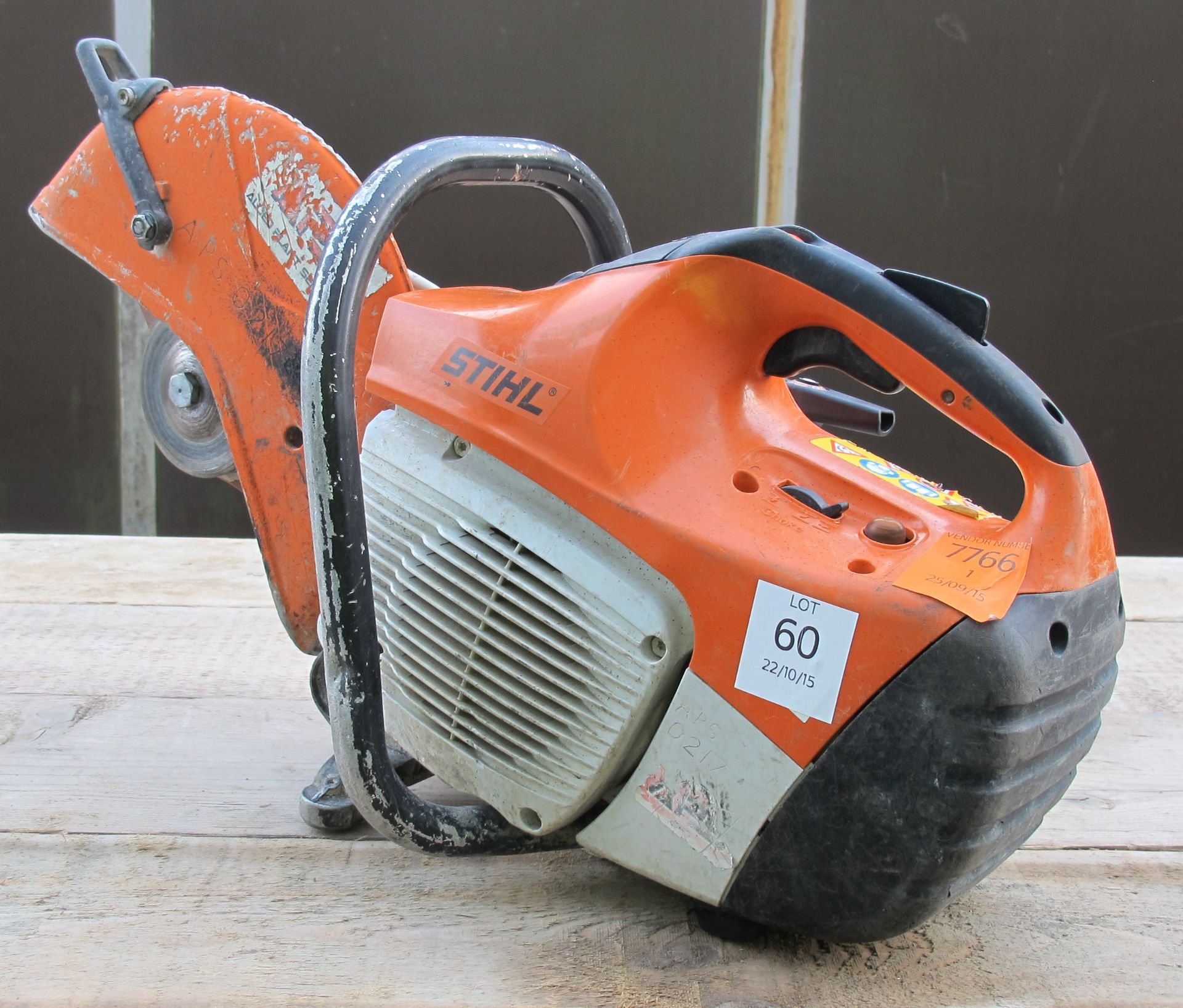 * Stihl TS 410 Petrol Cut Off Saw