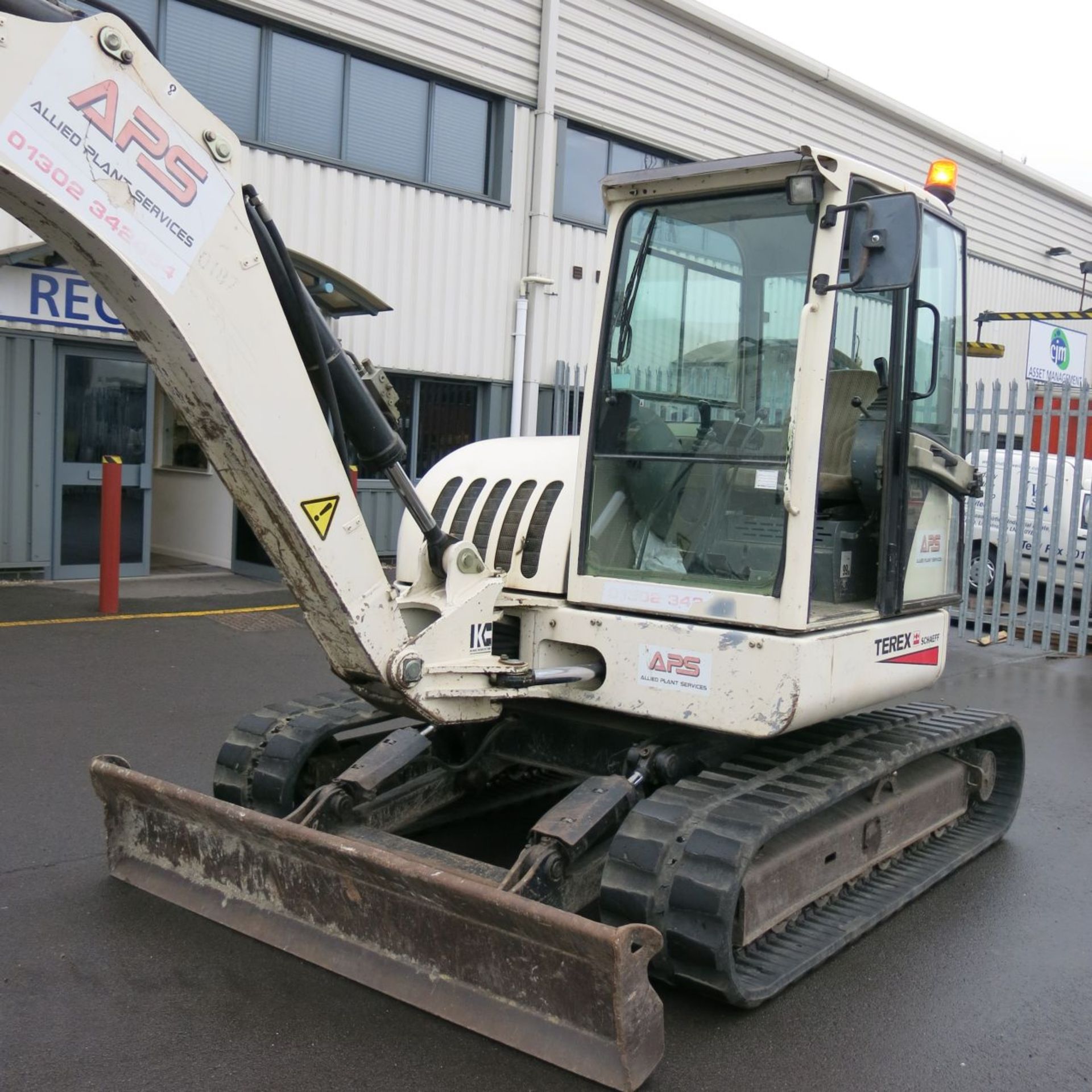 * Terex Schaeff HR32 8 Ton Excavator with 5ft Bucket.  YOM 2003.  Rubber Tracks with Deutz 4 - Image 7 of 11