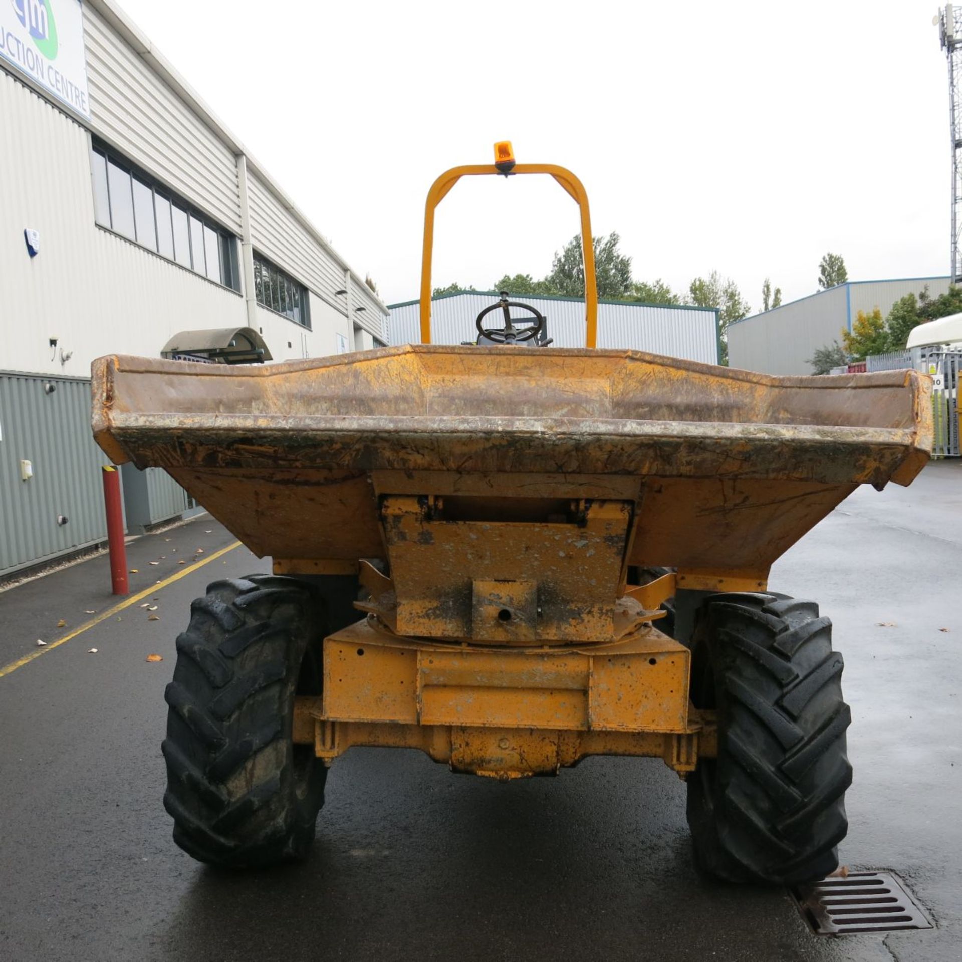 * Thwaites 6 Tonne 4WD Articulated Dumper, Front Tip.  YOM 2001.  Perkins 4 Cylinder Diesel Engine. - Image 5 of 14