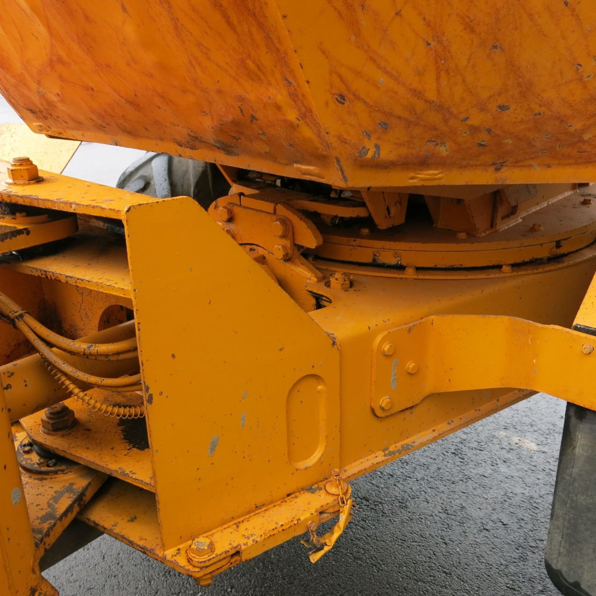 * Thwaites 6 Tonne 4WD Articulated Dumper, Front Tip.  YOM 2001.  Perkins 4 Cylinder Diesel Engine. - Image 8 of 14