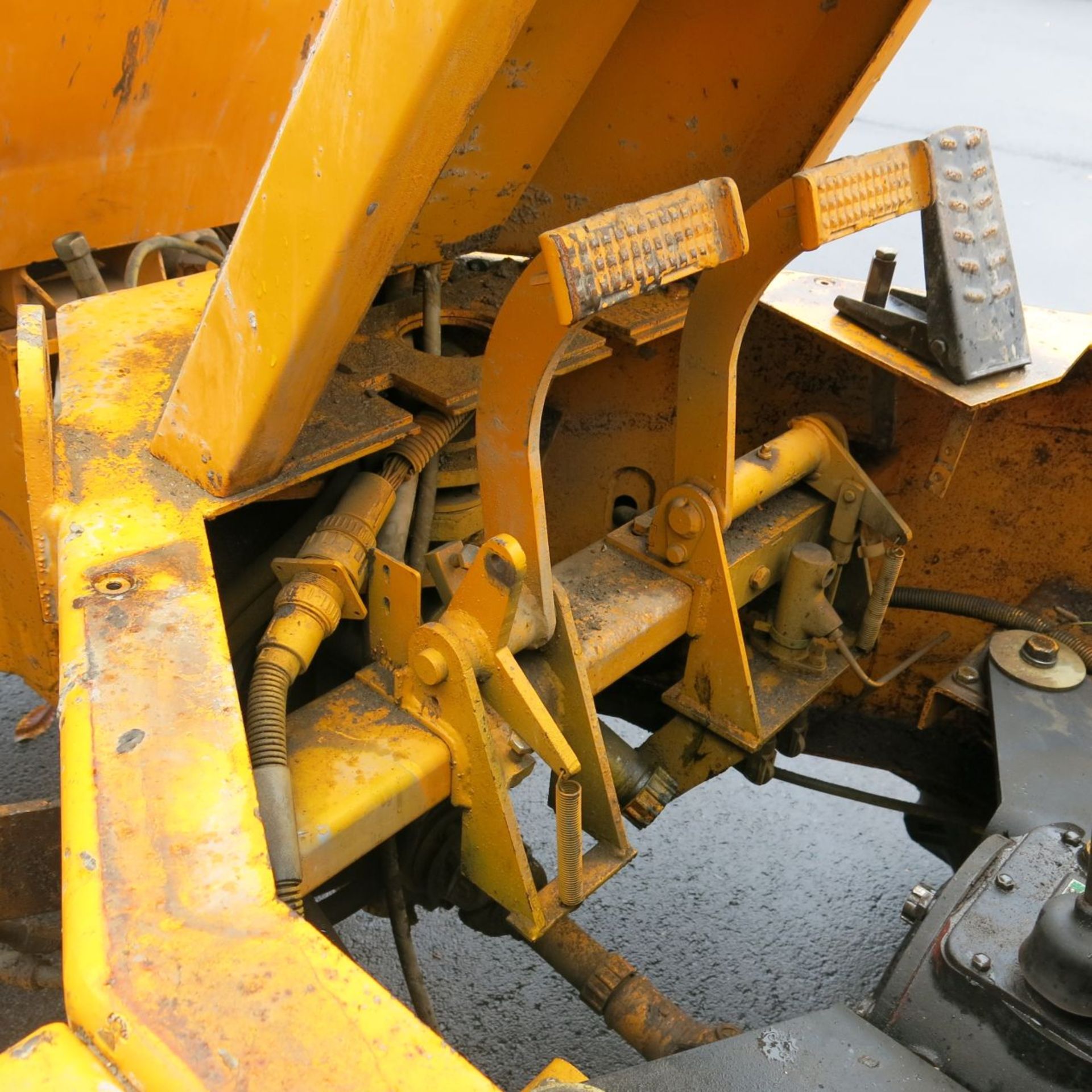 * Barford SXR3000 4WD Articulated Dumper, Front Tip.  YOM 2001.  Duetz 3 Cylinder Diesel Engine. - Image 9 of 11