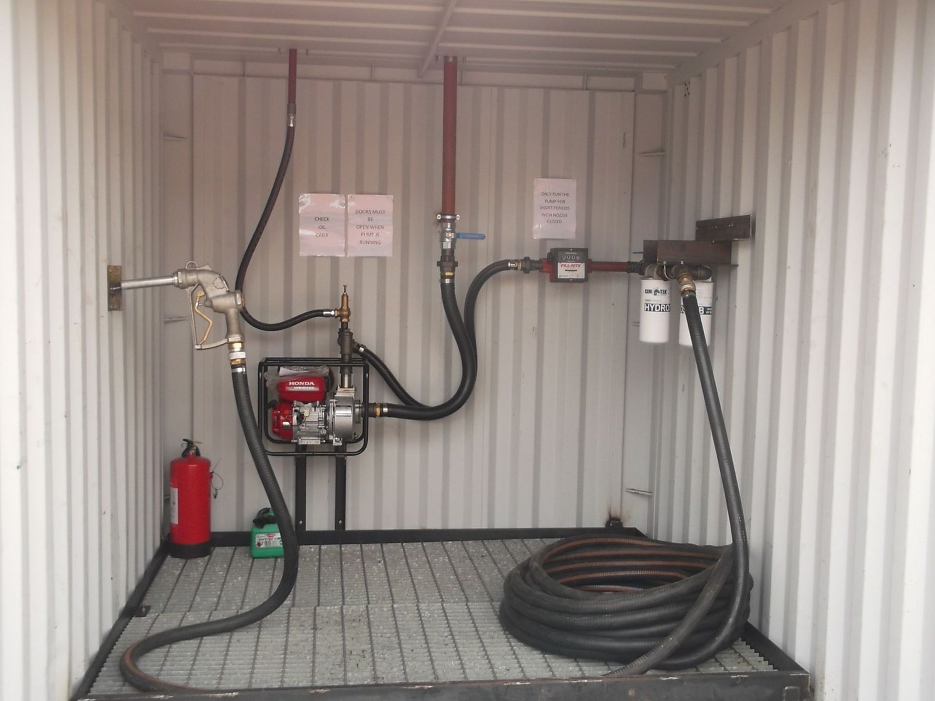 * 10' Containerised Bulk Diesel Tank Filling System including Honda Petrol Driven 200ltr/per min - Image 2 of 2