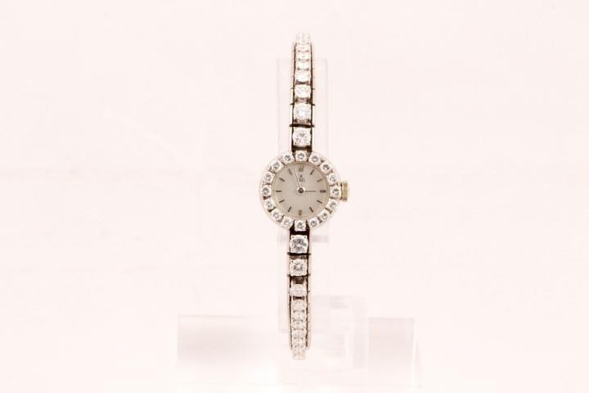 Ebel Ladies 18ct White Gold 36GM Watch with Diamond Bezel and Bracelet. 62 Diamonds approximately - Image 2 of 4