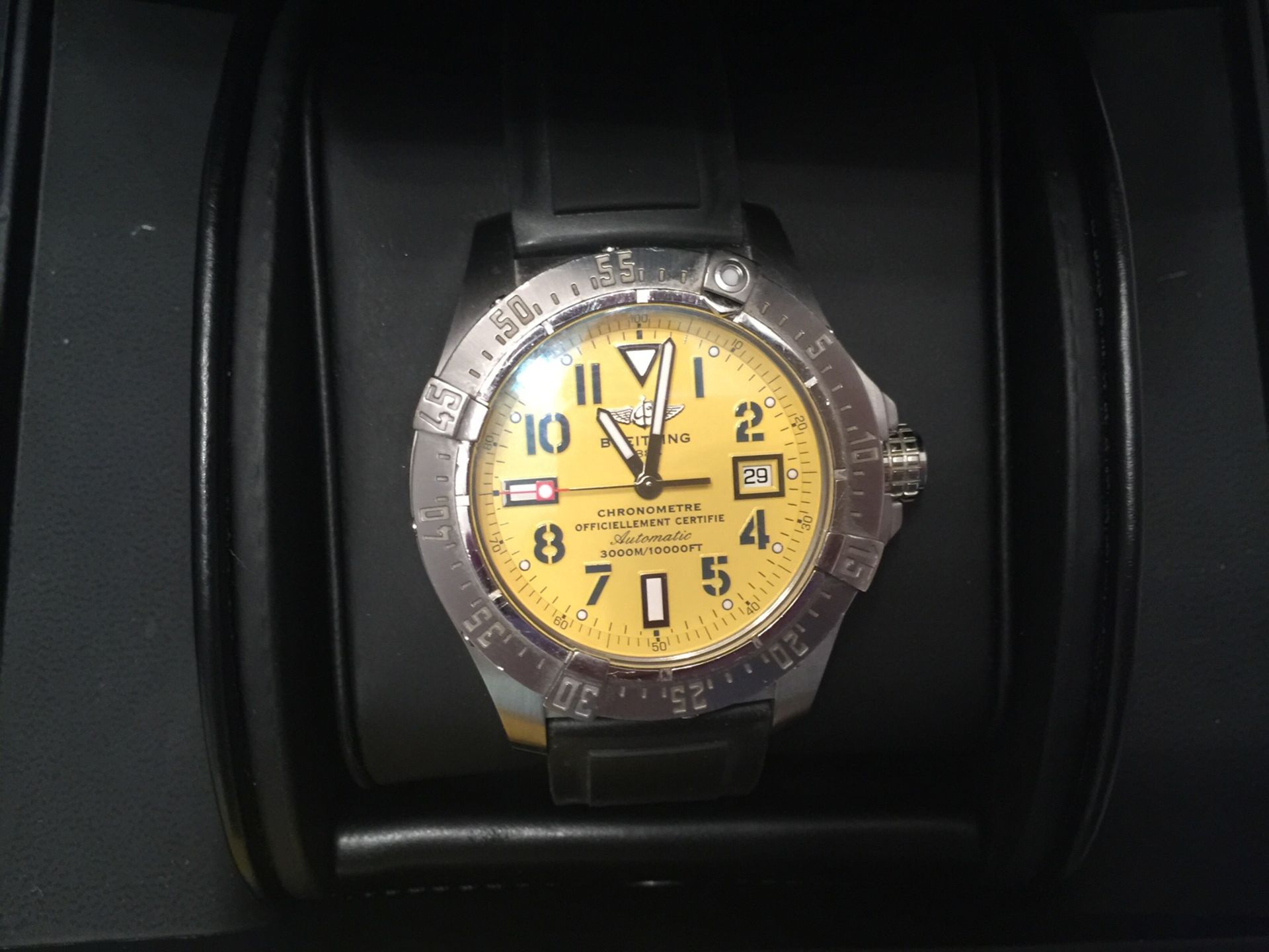 AUTOMATIC BREITLING RARE 'YELLOW FACE' WATCH WITH BOX AND PAPERS AVENGER SEAWOLF MODEL - Image 5 of 6