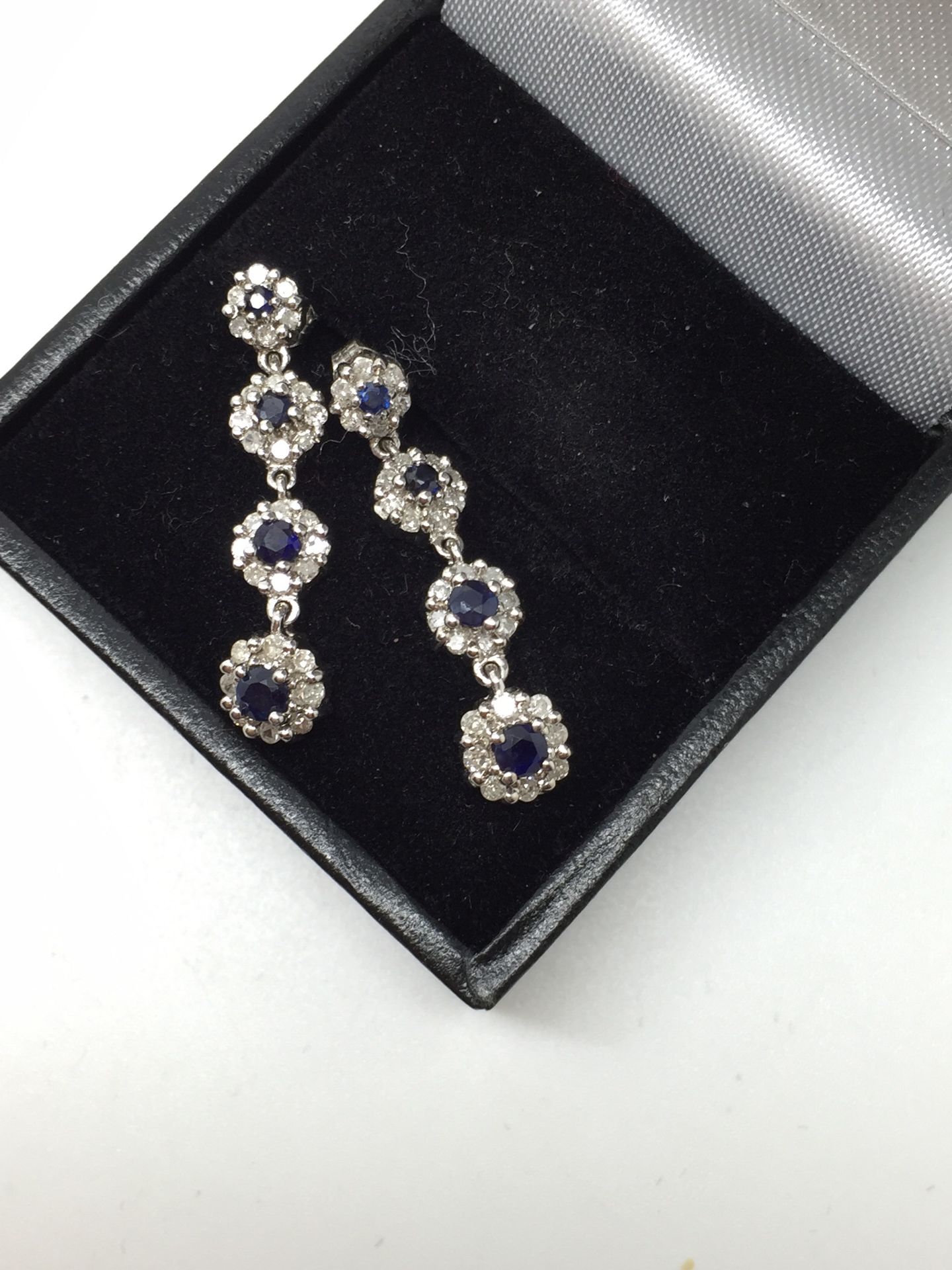 BEAUTIFUL SAPPHIRE & DIAMOND DROP EARRINGS 9ct GOLD - Image 3 of 4