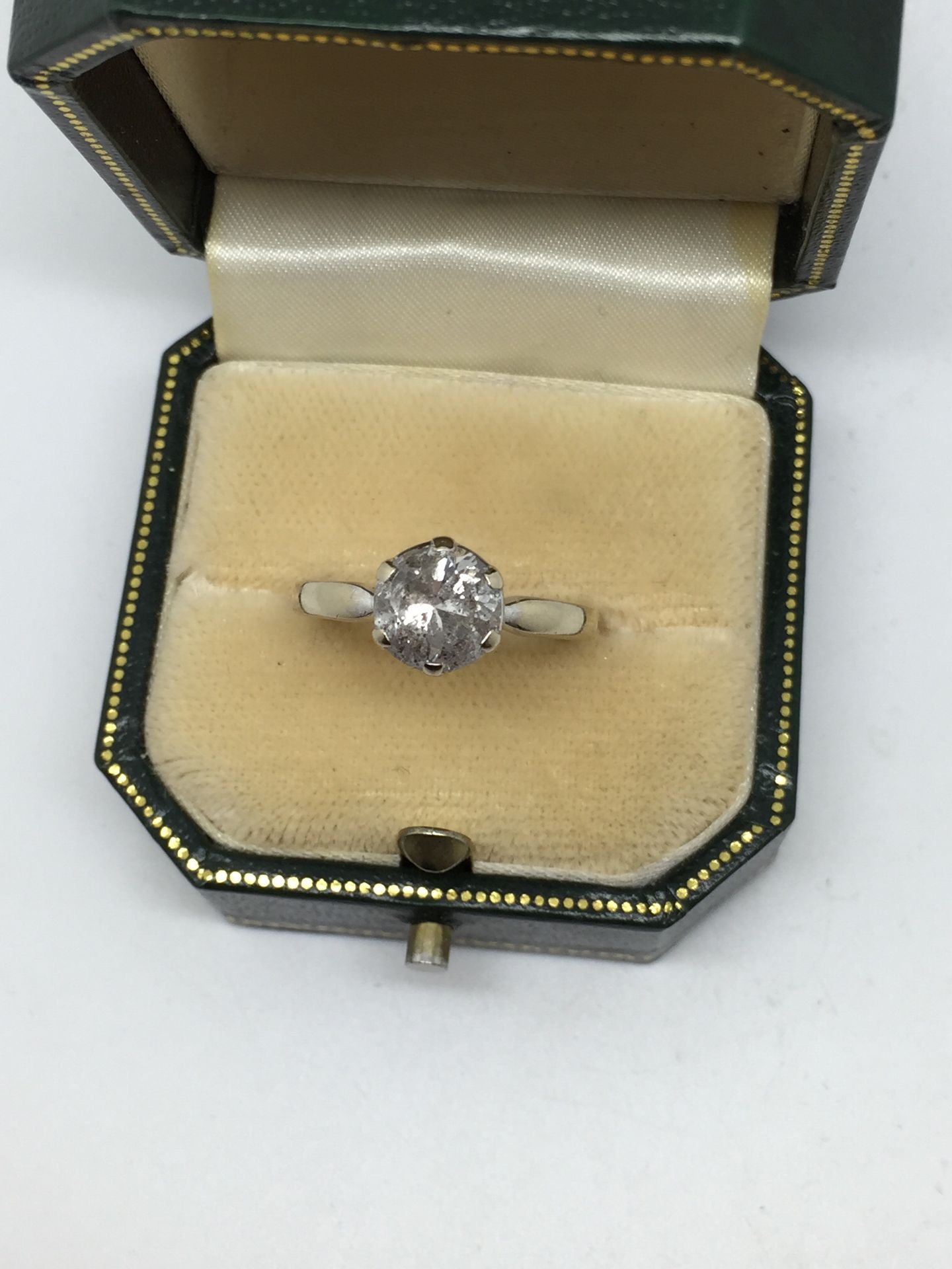 2.00ct DIAMOND SOLITAIRE RING SET IN 18ct WHITE GOLD - Image 3 of 3