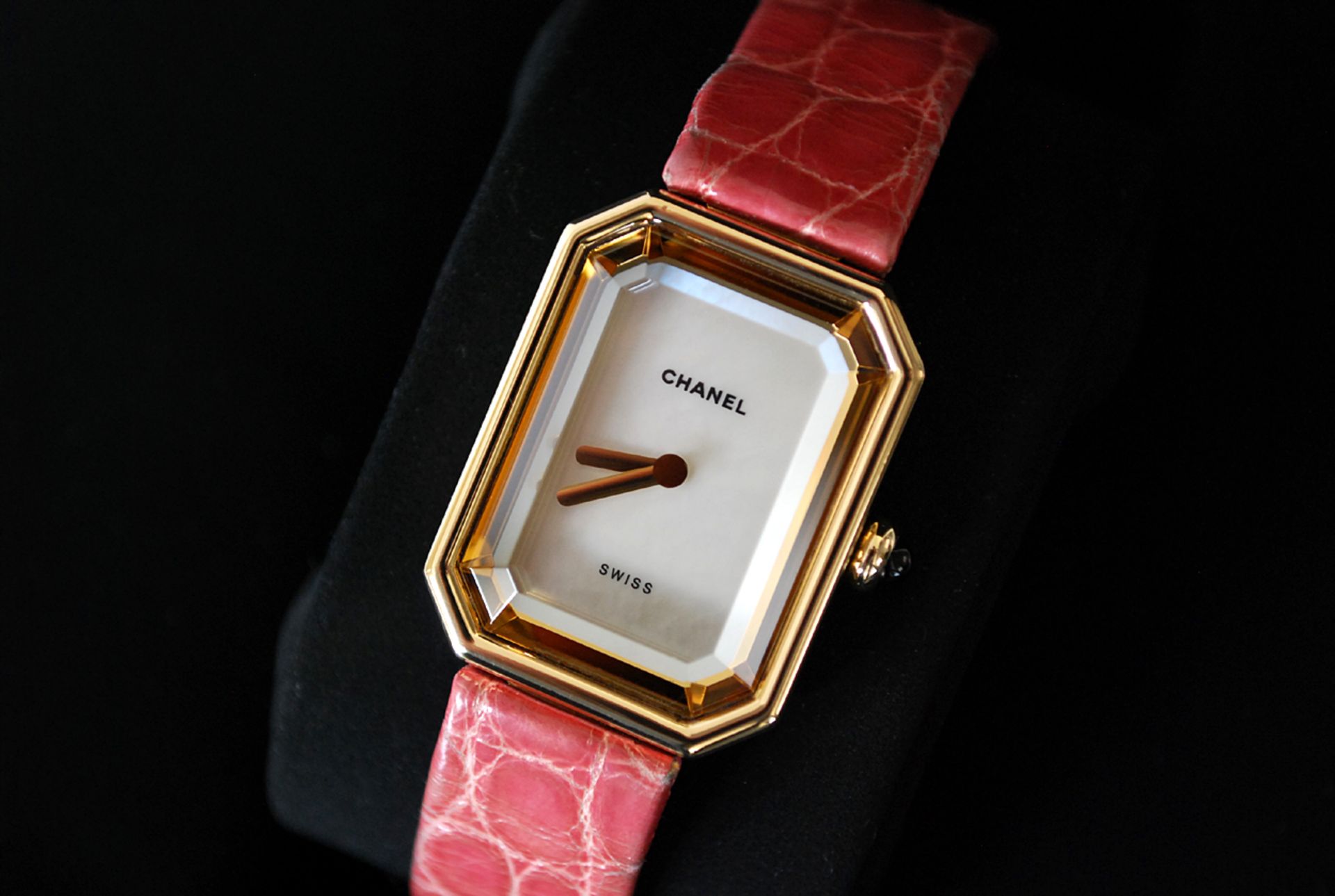 CHANEL – PREMIERE 18k GOLD Stunningly Beautiful Watch - Condition: *Please see imagery*