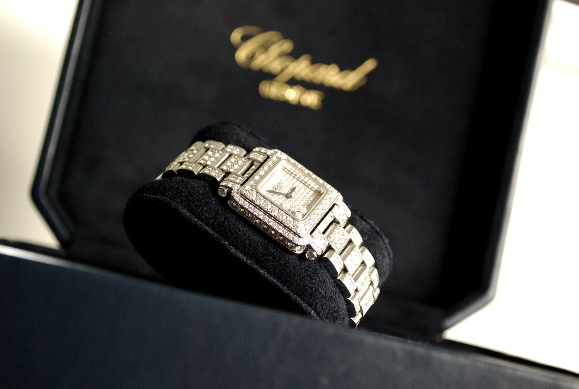 IMPRESSIVE 18ct GOLD 8.31 CARAT DIAMOND CHOPARD "HAPPY SPORT" WATCH £70,000 NEW - Image 7 of 15