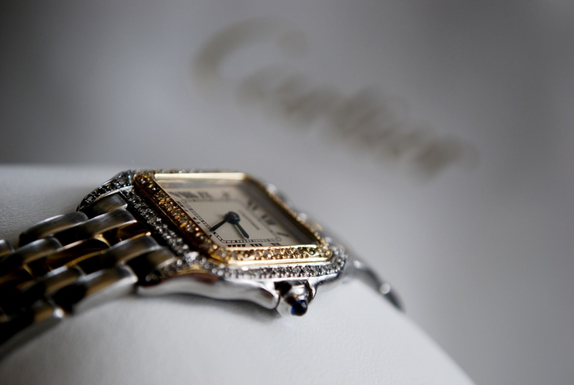 *3ct VS Diamond Encrusted* 18K & Steel Cartier Watch (Ladies) - Stunning Condition - Image 6 of 17