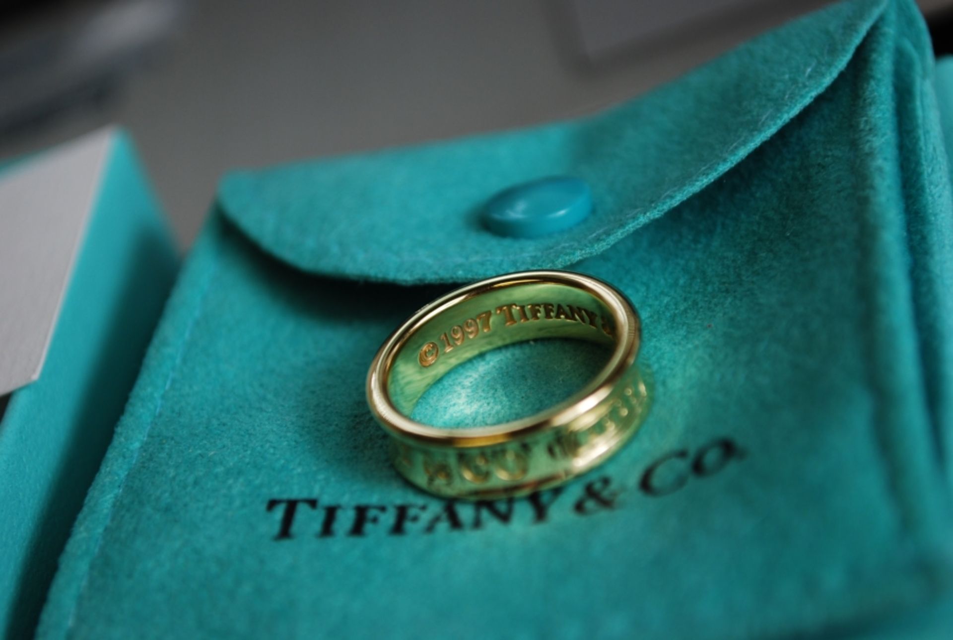 *Gorgeous* 18K Gold Tiffany & Co. 1837 Ring     Excellent condition, RRP: £1,350.00