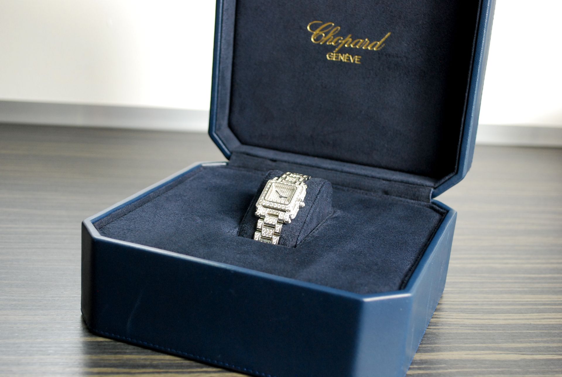 IMPRESSIVE 18ct GOLD 8.31 CARAT DIAMOND CHOPARD "HAPPY SPORT" WATCH £70,000 NEW - Image 6 of 15