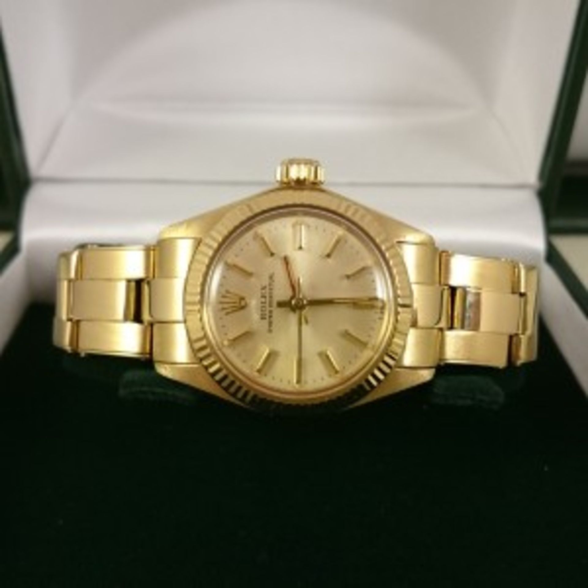 18ct GOLD ROLEX OYSTER PERPETUAL WATCH